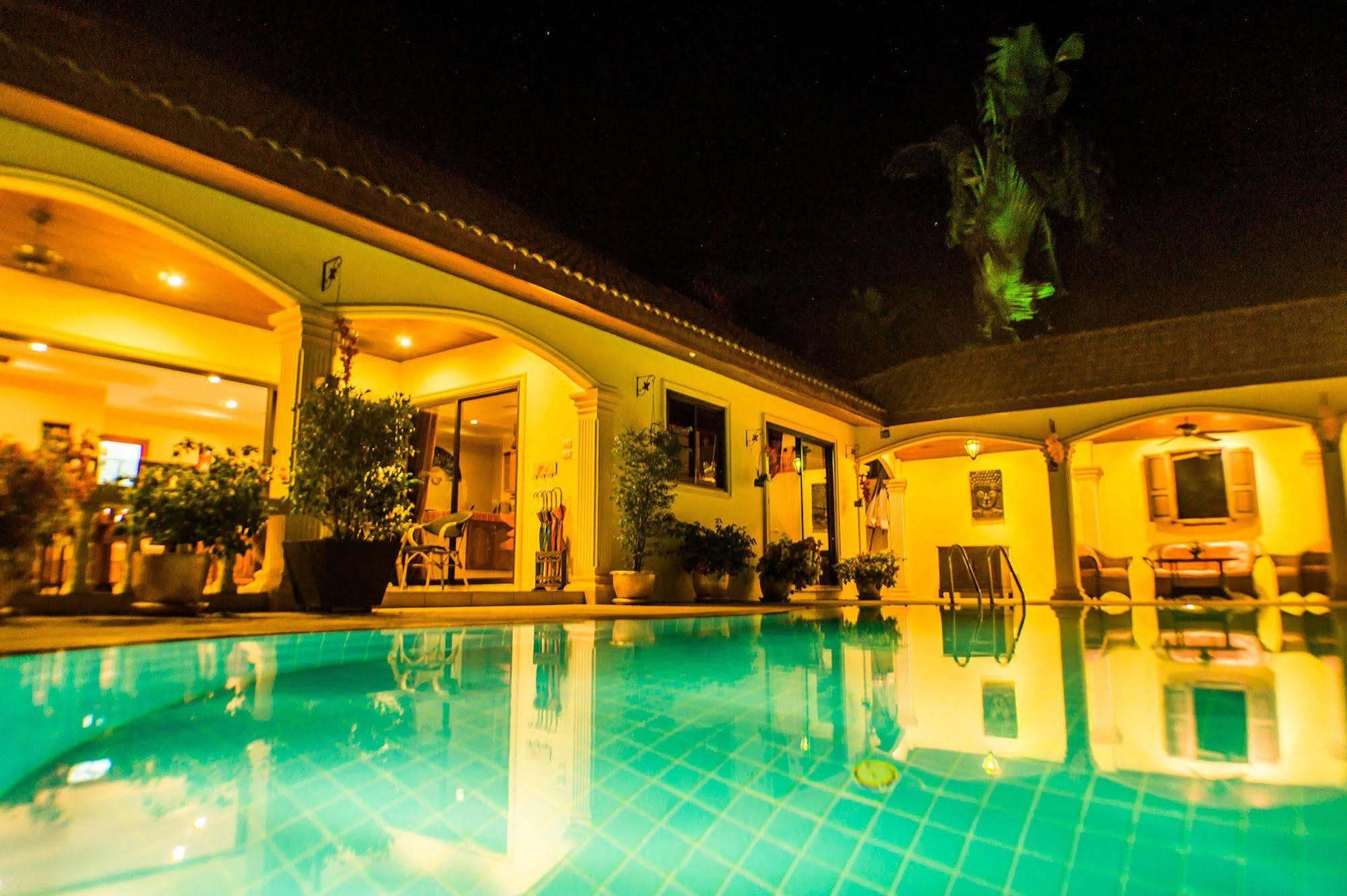 Coconut Paradise Villa Rawai