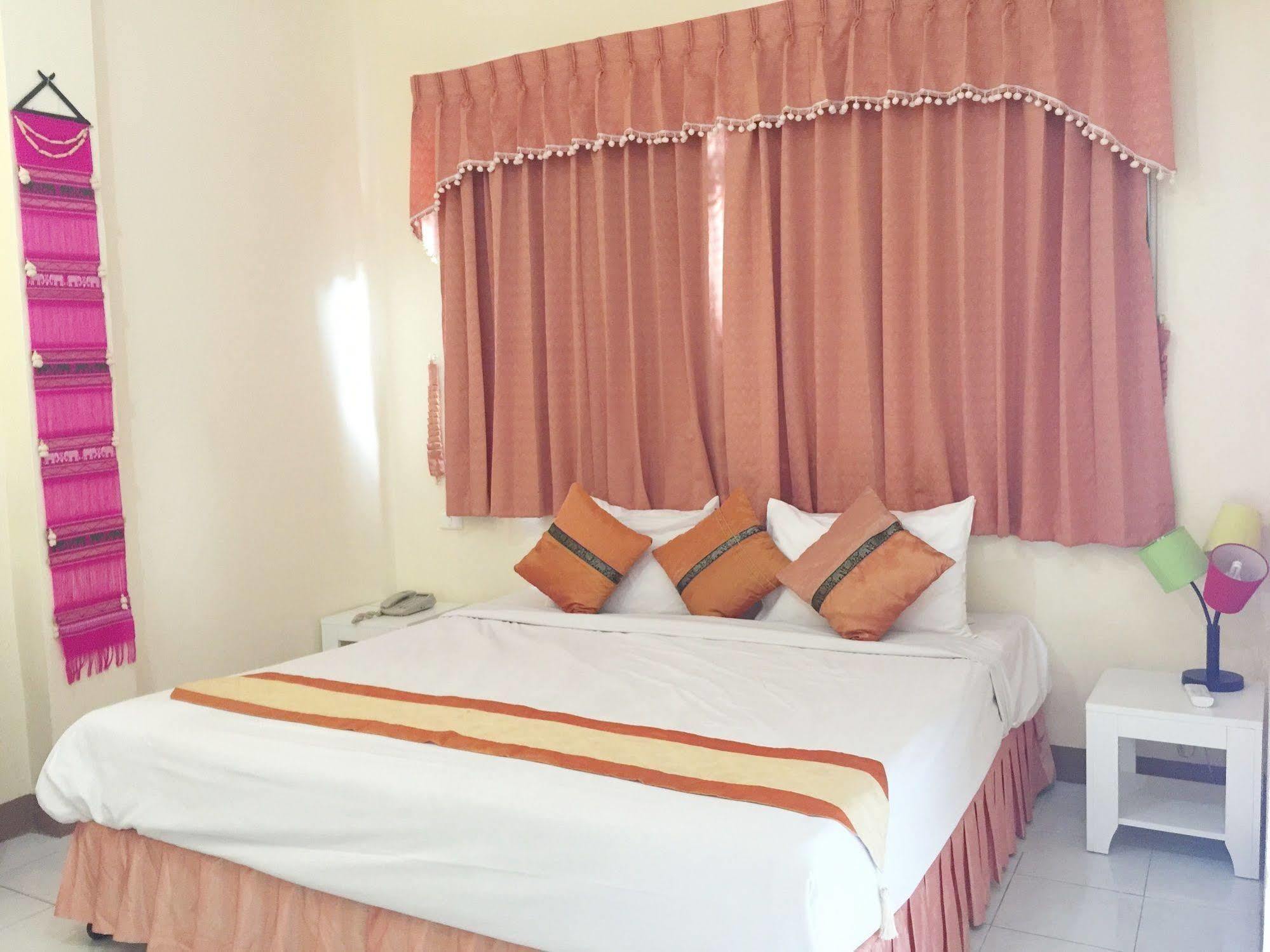 Oyo 1134 Baan Zarn Guest house Patong