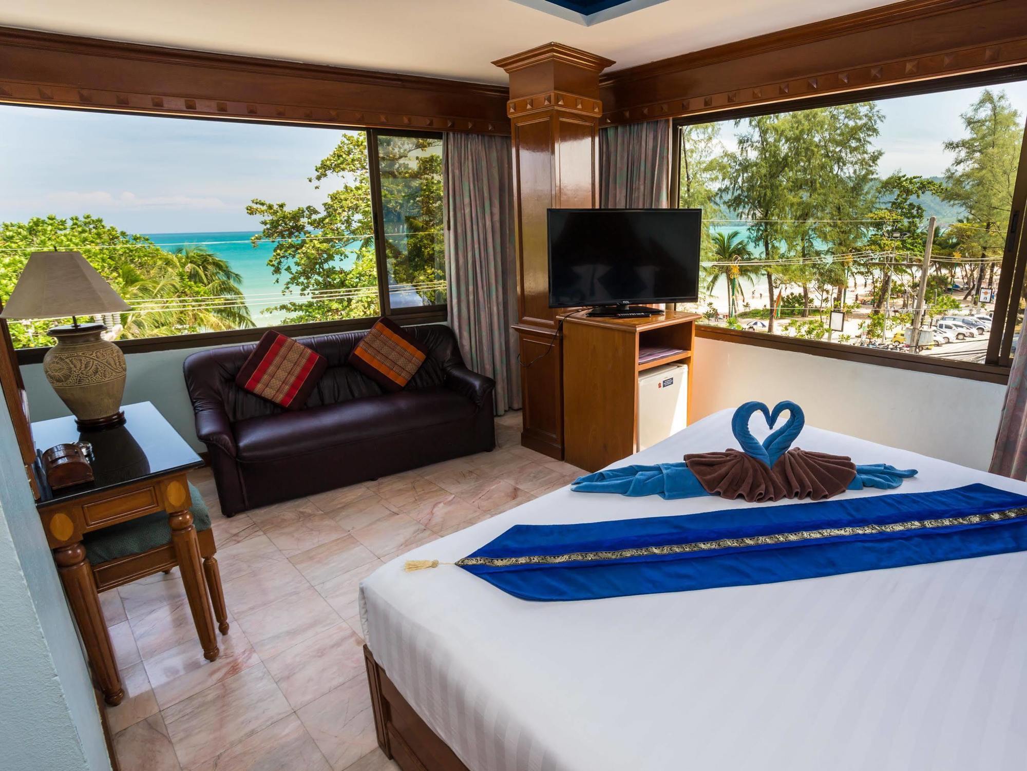 Patong Beach Bed And Breakfast Hotel