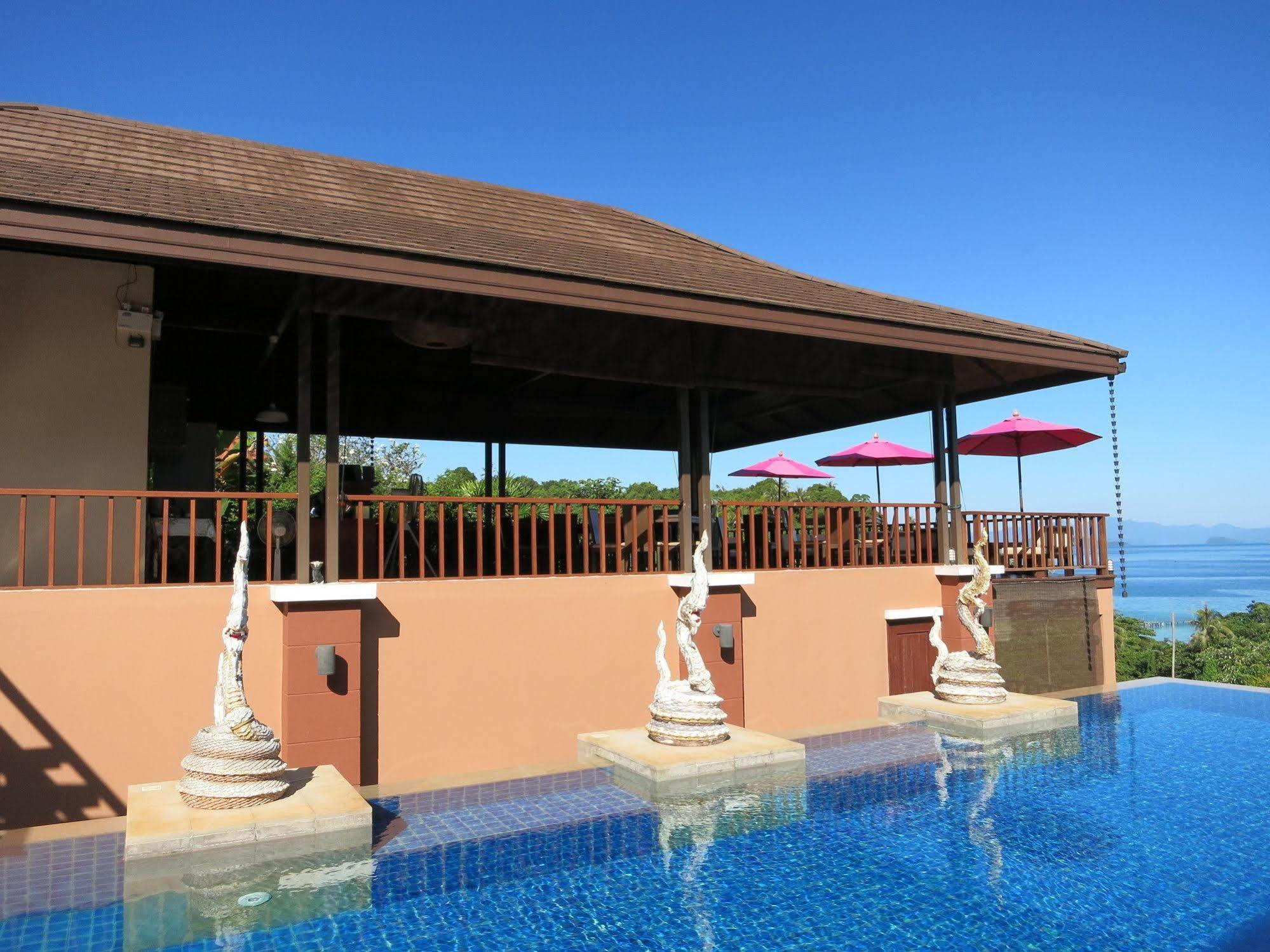 Resort Islanda 3*