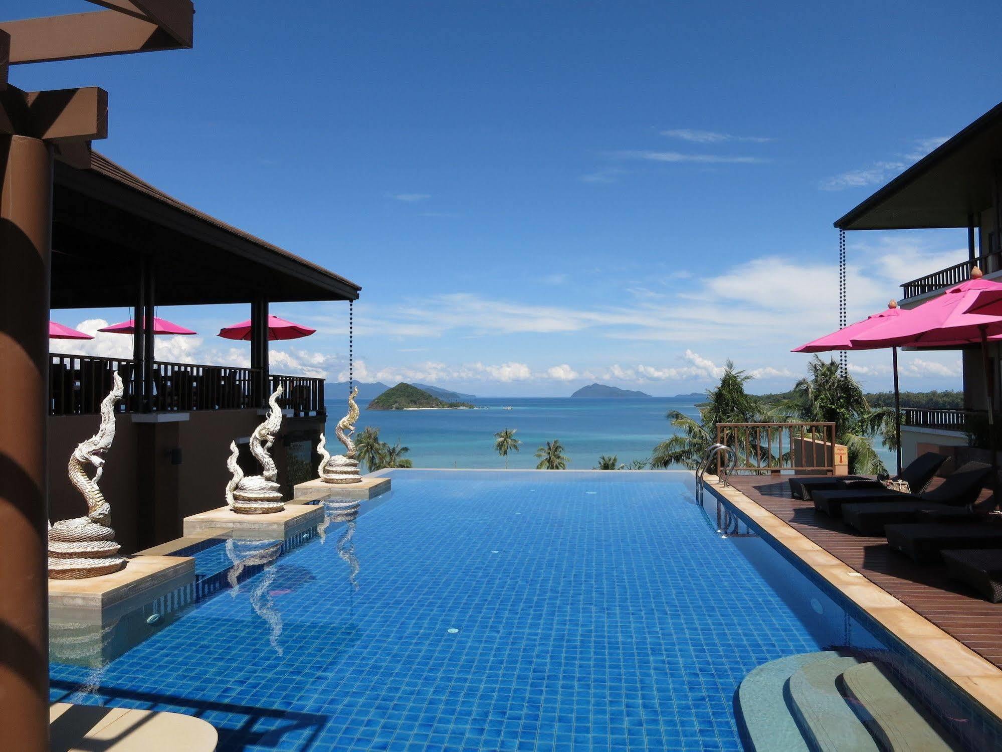Resort Islanda 3*