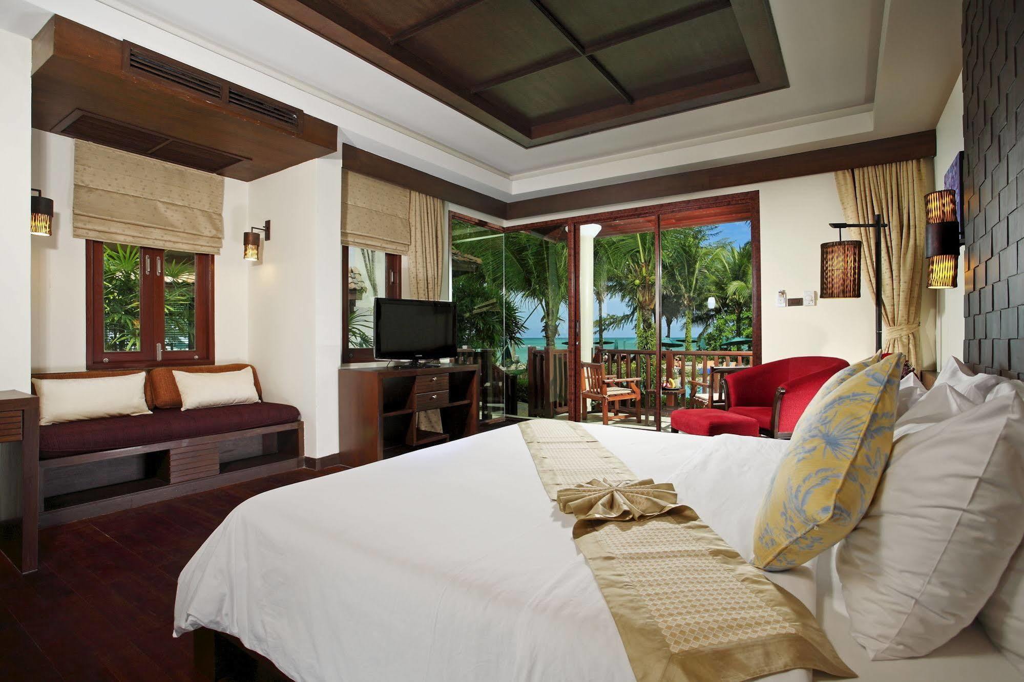 Resort Khaolak Bayfront 3*