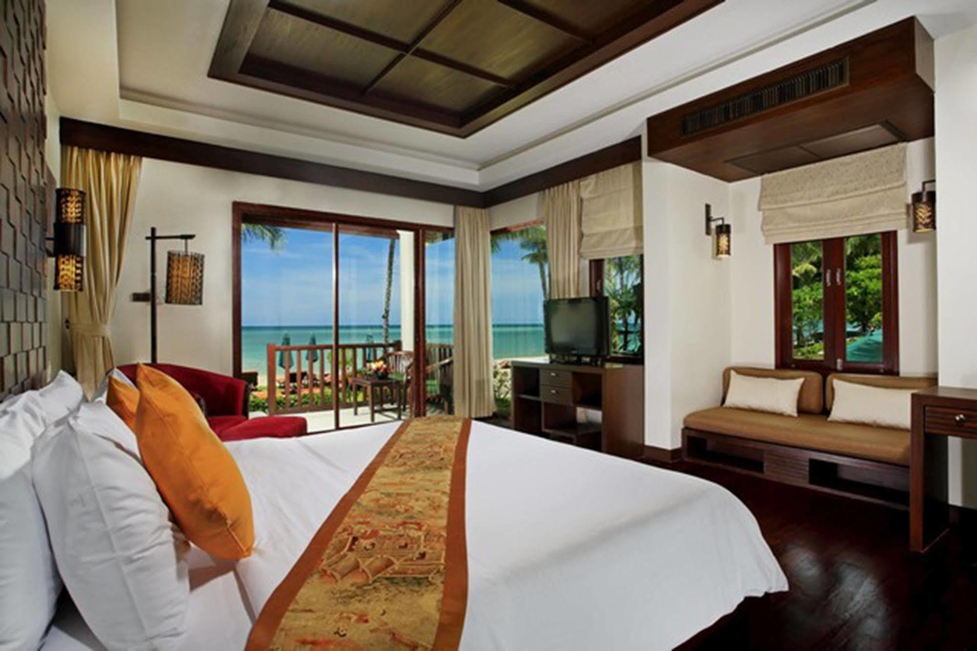 Khaolak Bayfront Takuapa