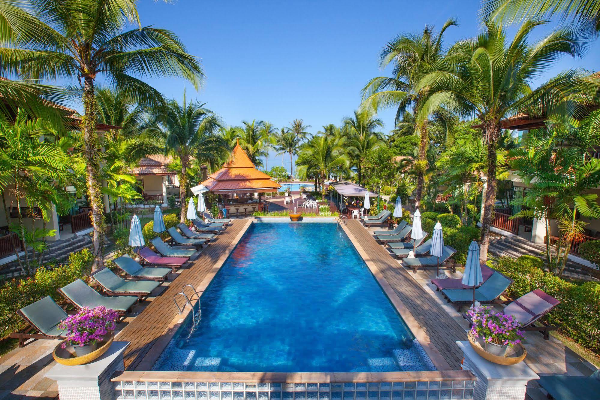 Khaolak Bayfront Resort