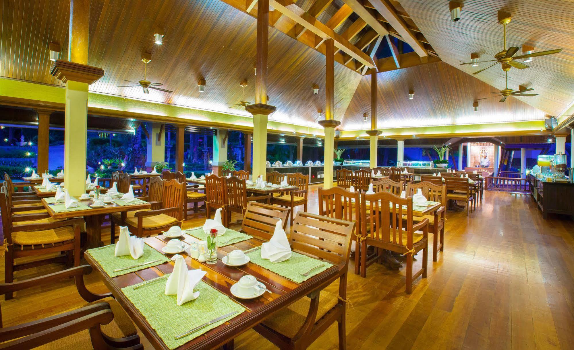 Resort Khaolak Bayfront