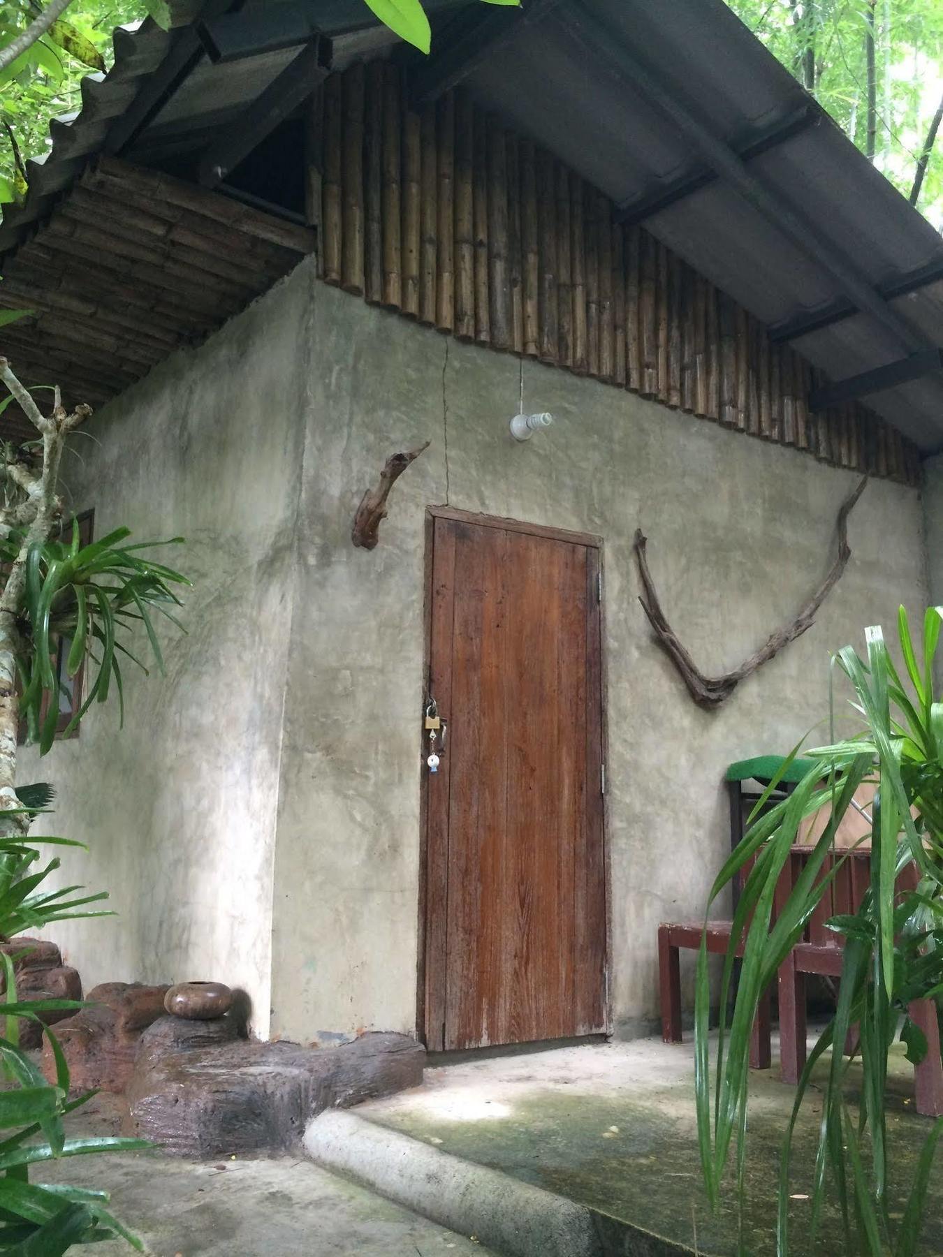 Farm stay Pallada Bromeliads Garden And