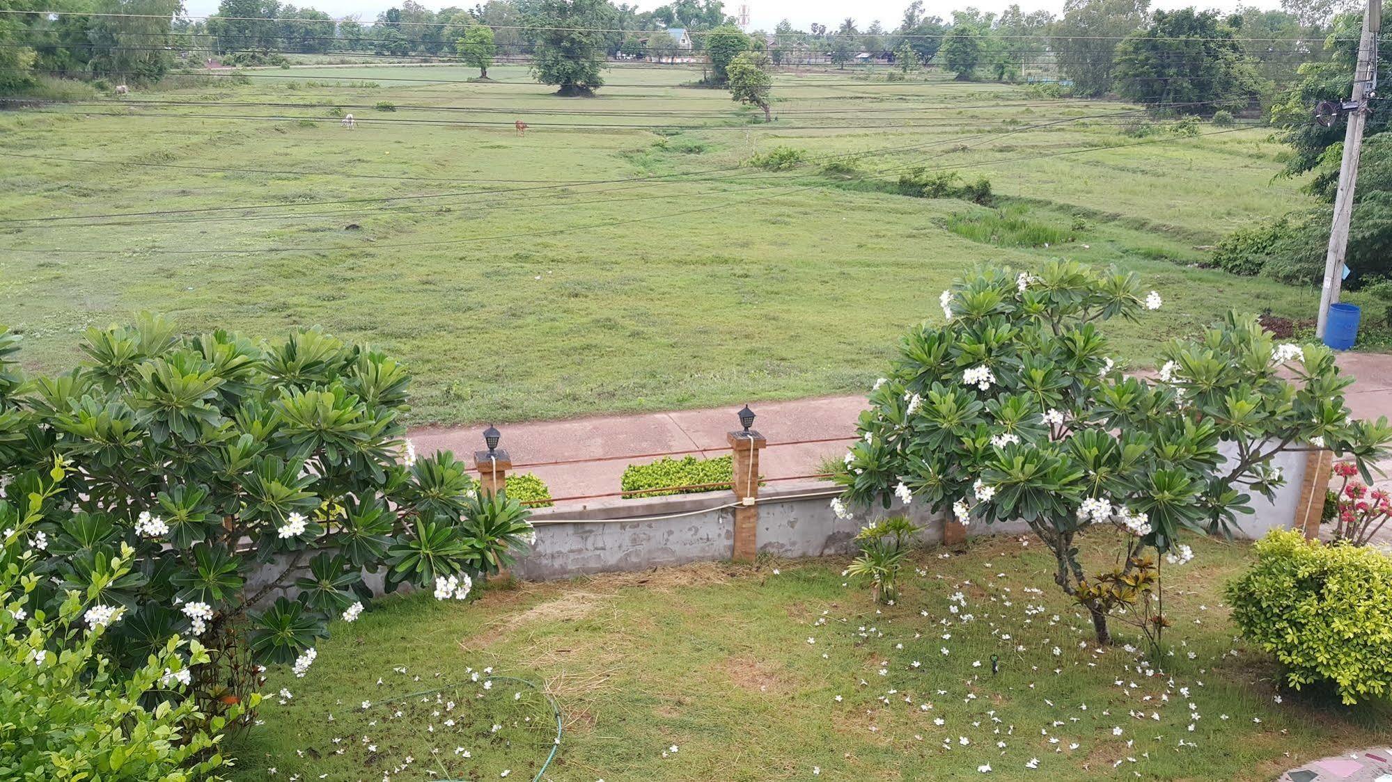 Resort The Garden Nongkhai 3*