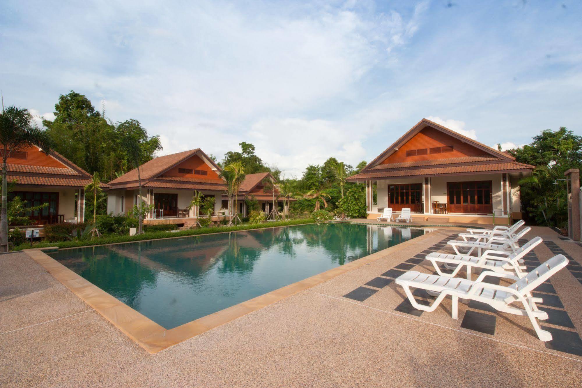 Oscar Aonang Krabi * Ao Nang
