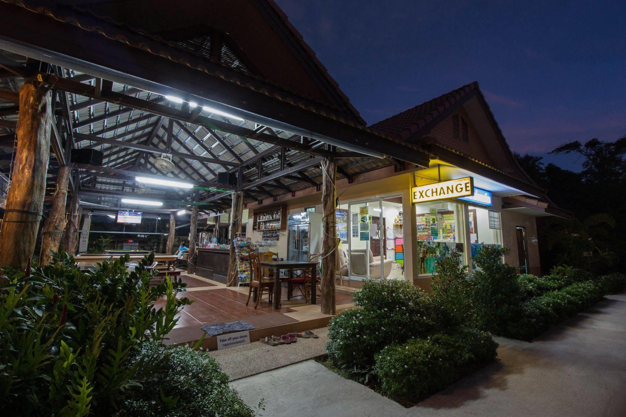 Oscar Aonang Krabi Villa