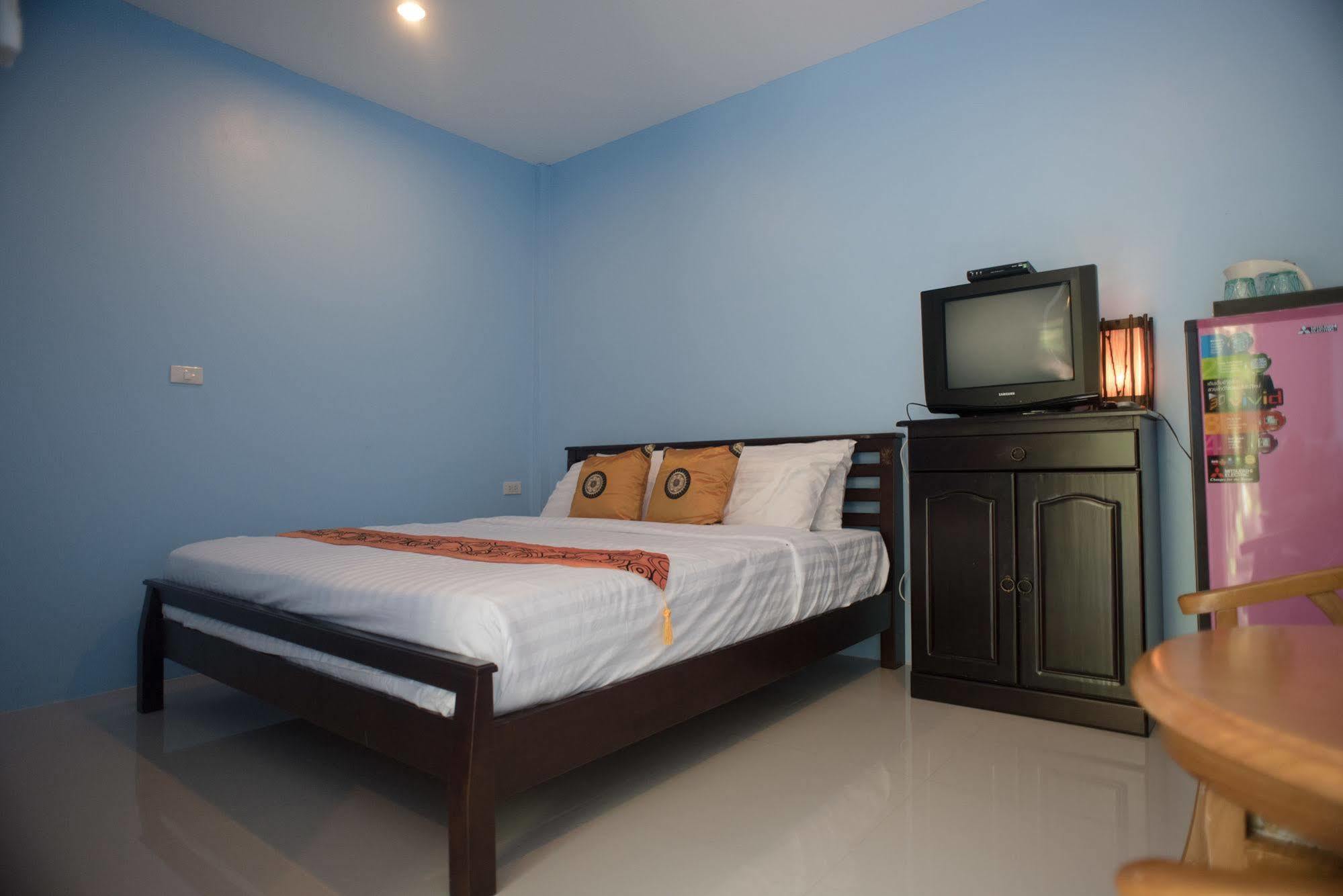 Hotel Plan B 2*