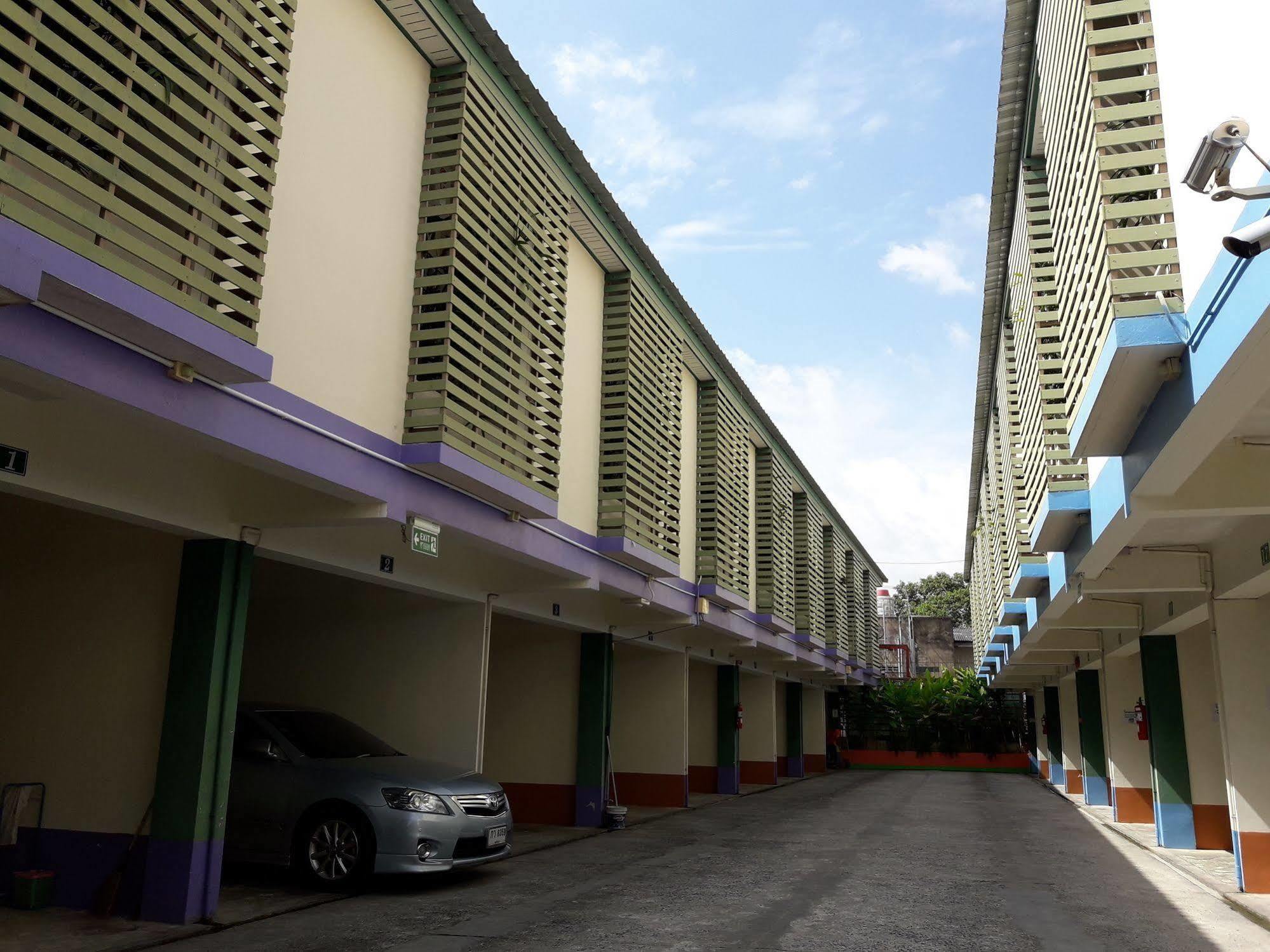 Pb Hotel