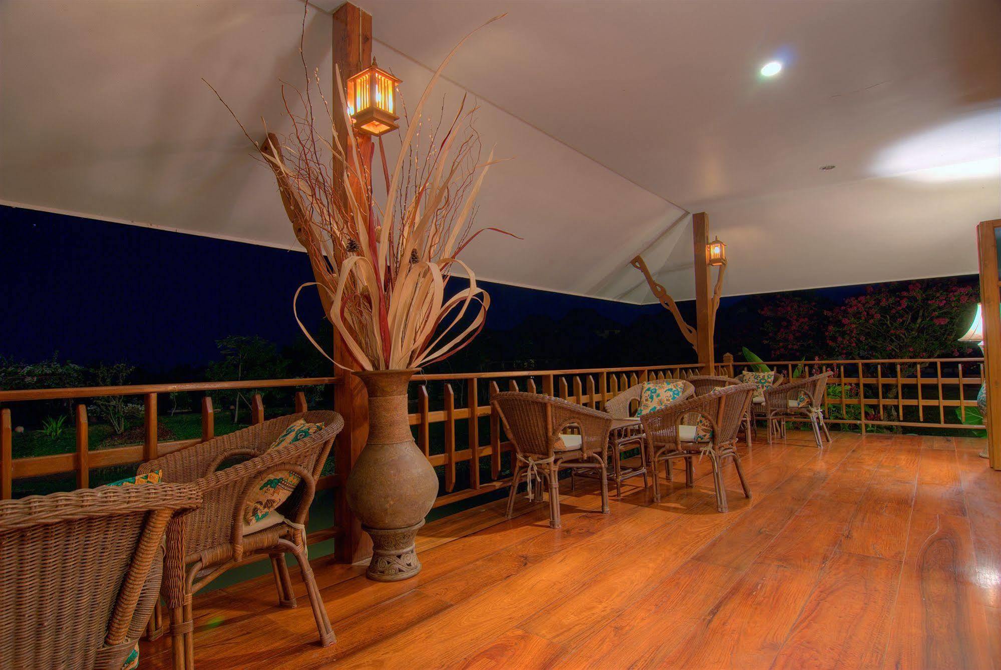 Maekok River Village Holiday park
