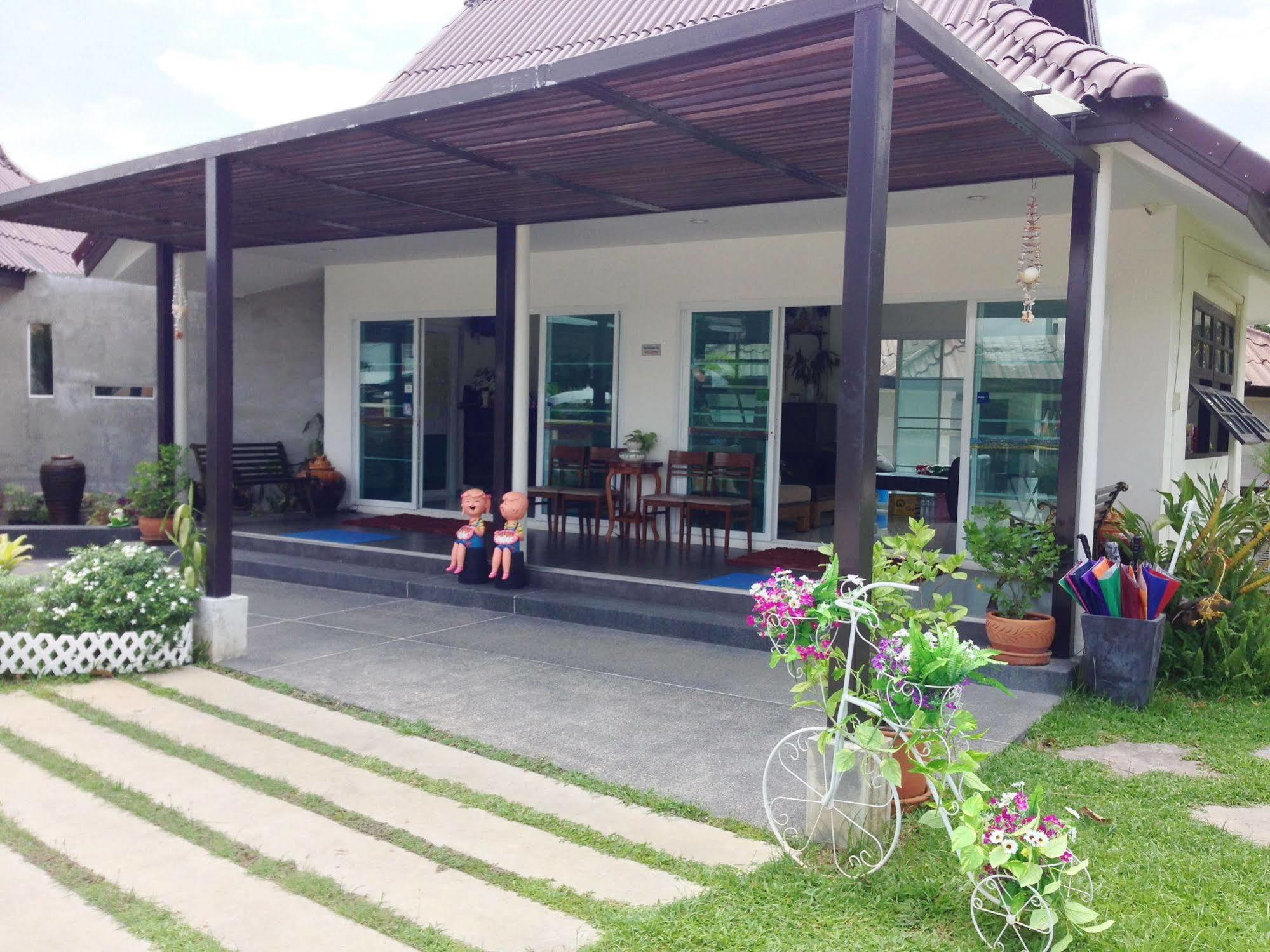 Chiangrai Park Resort Chiang Rai