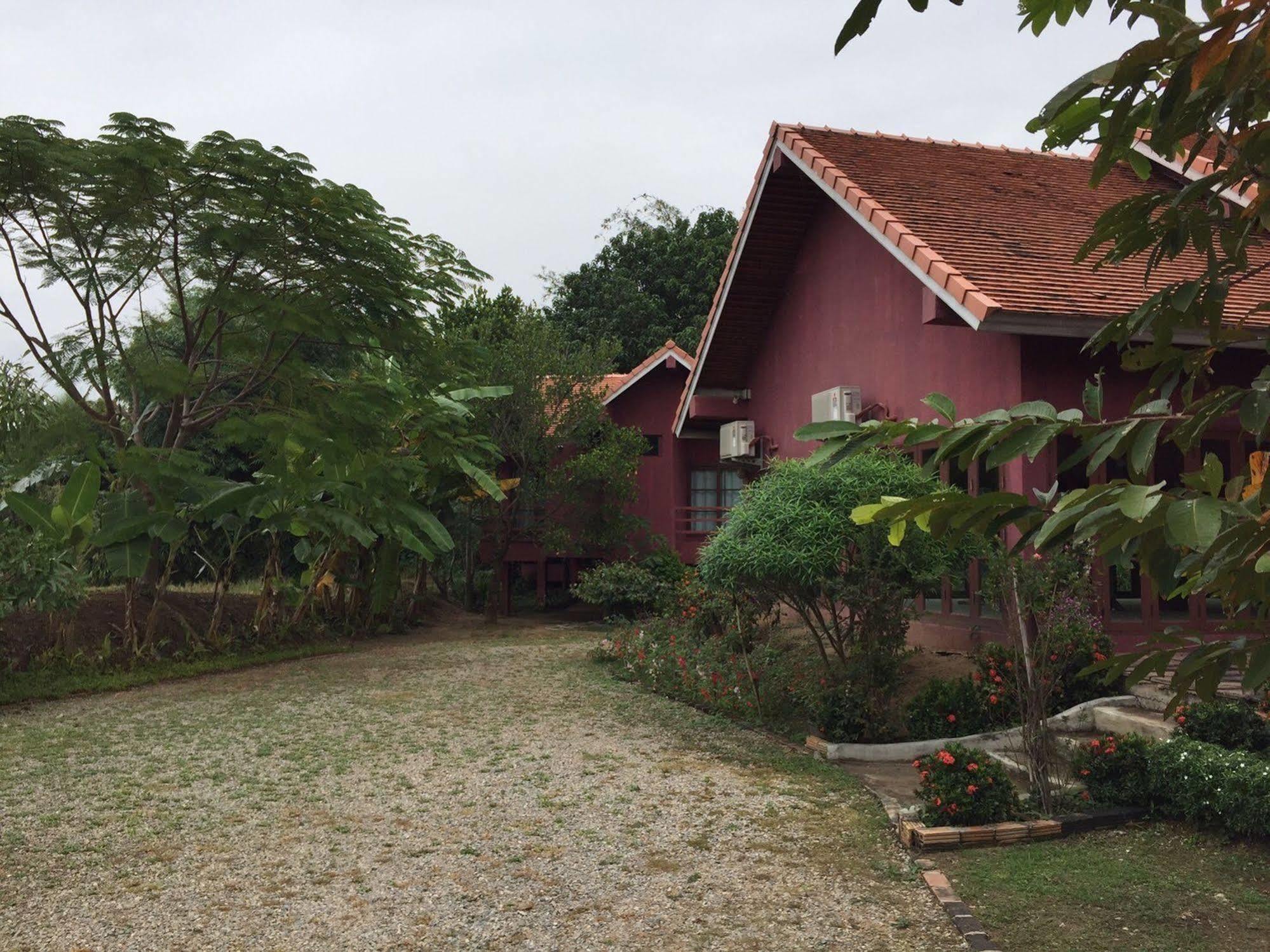 Hotel Chiangmai Royal Creek 3*