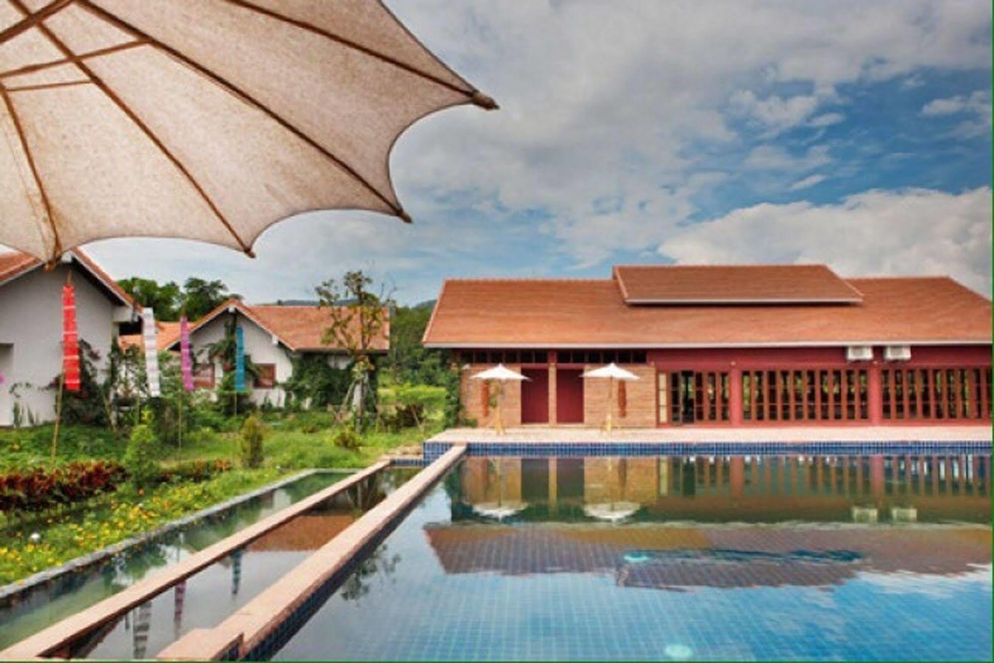 Chiangmai Royal Creek 3* Hang Dong