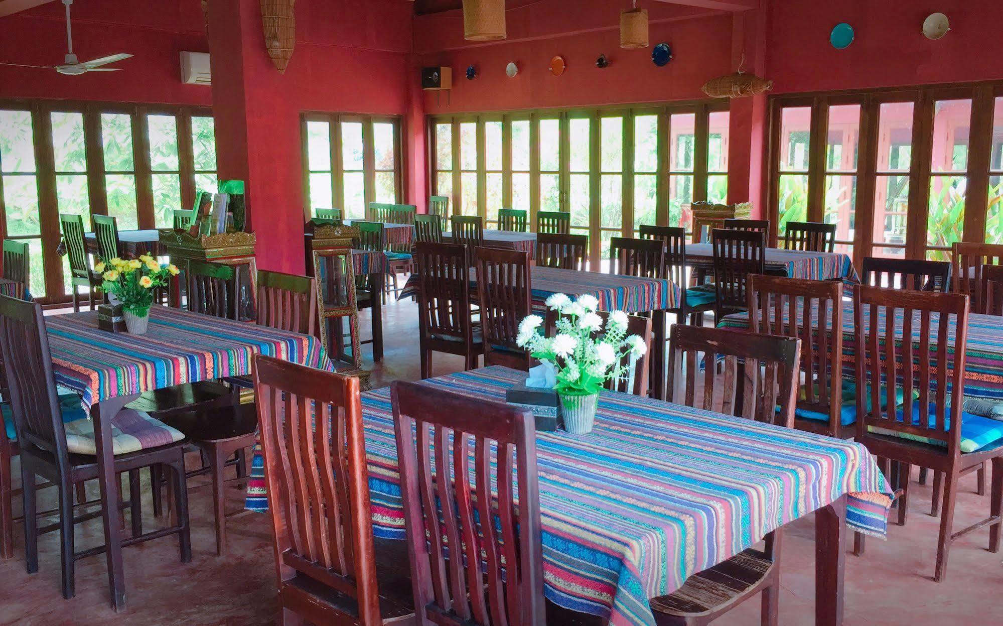 Chiangmai Royal Creek 3*
