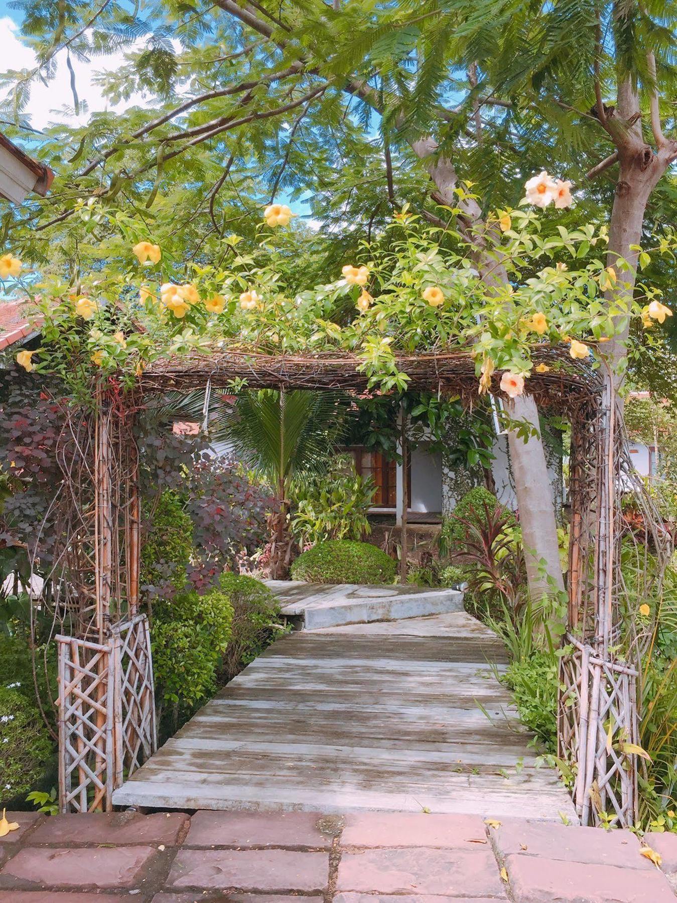 Hotel Chiangmai Royal Creek