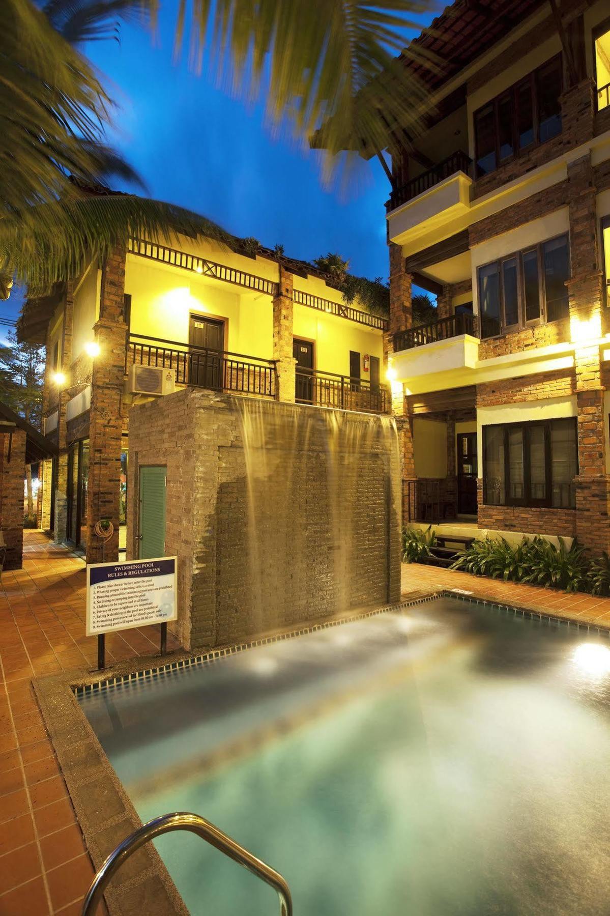 Hotel Motive 3*