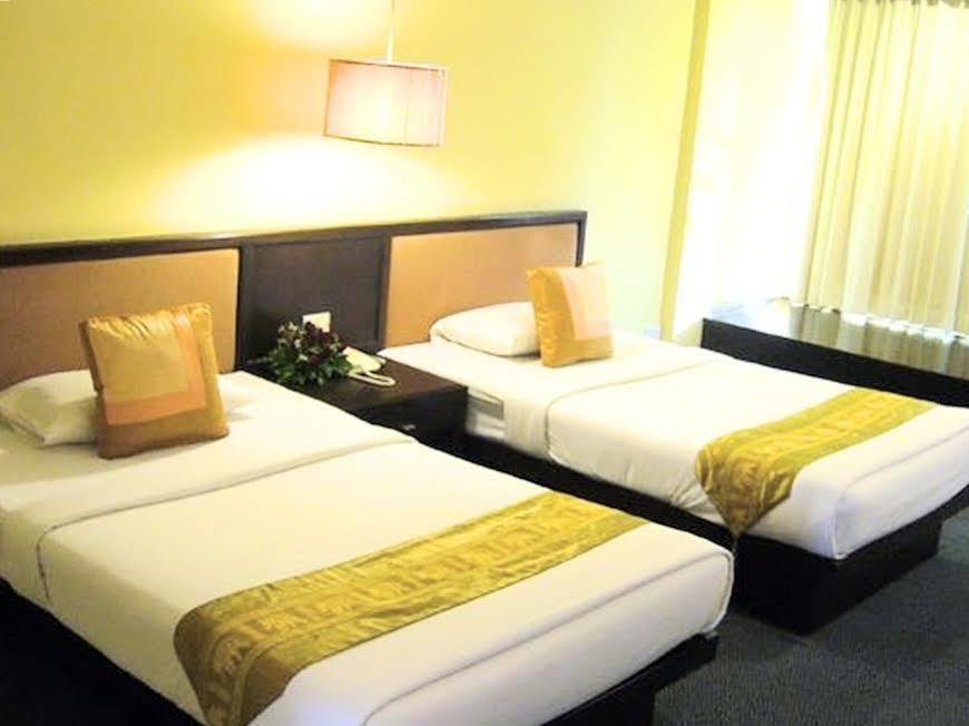 Aek-pailin River Kwai Hotel Kanchanaburi