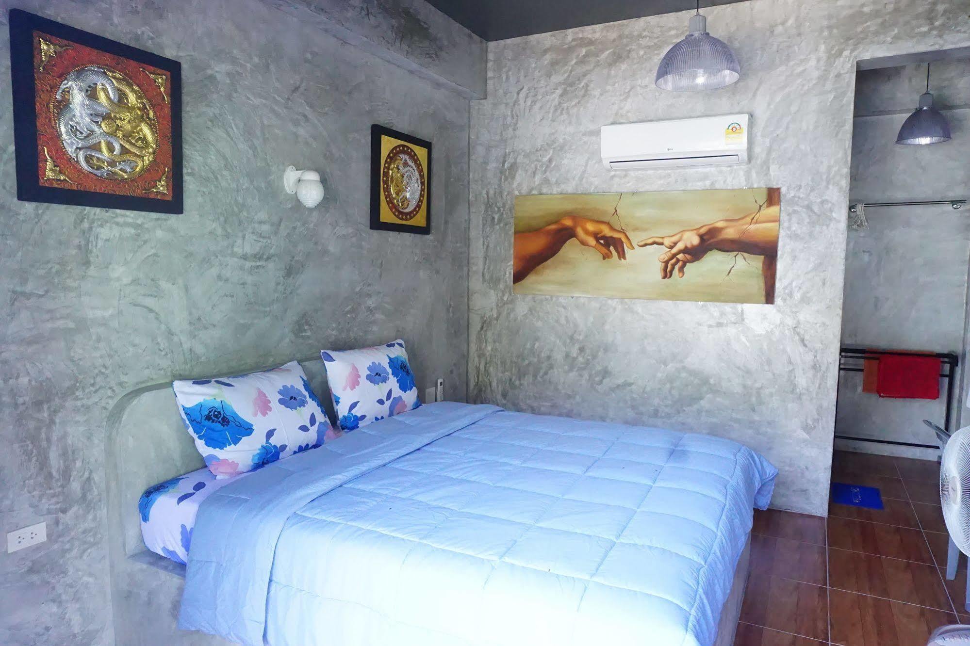 Nadapa Koh Tao