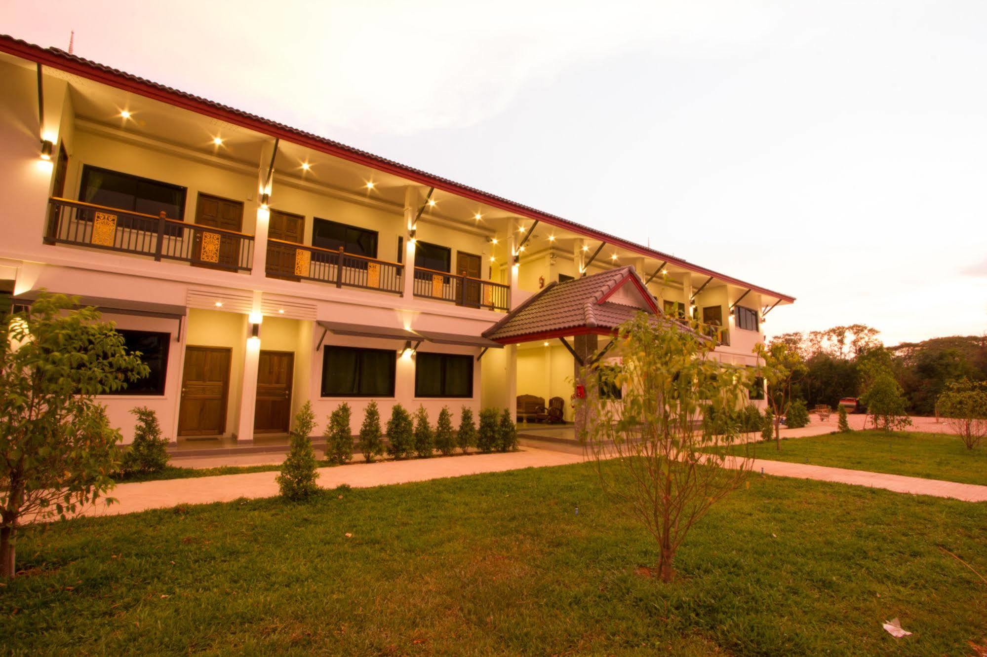 The Rise Resort 3*
