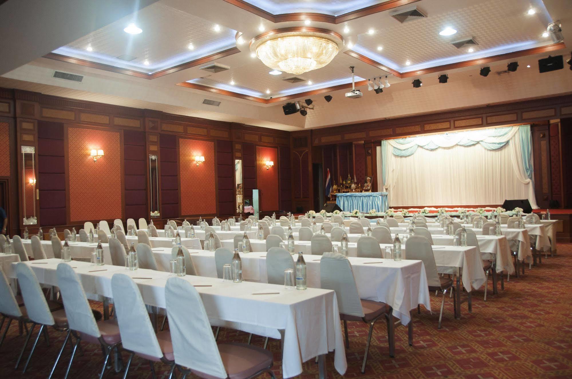 Khon Kaen Hotel 3*