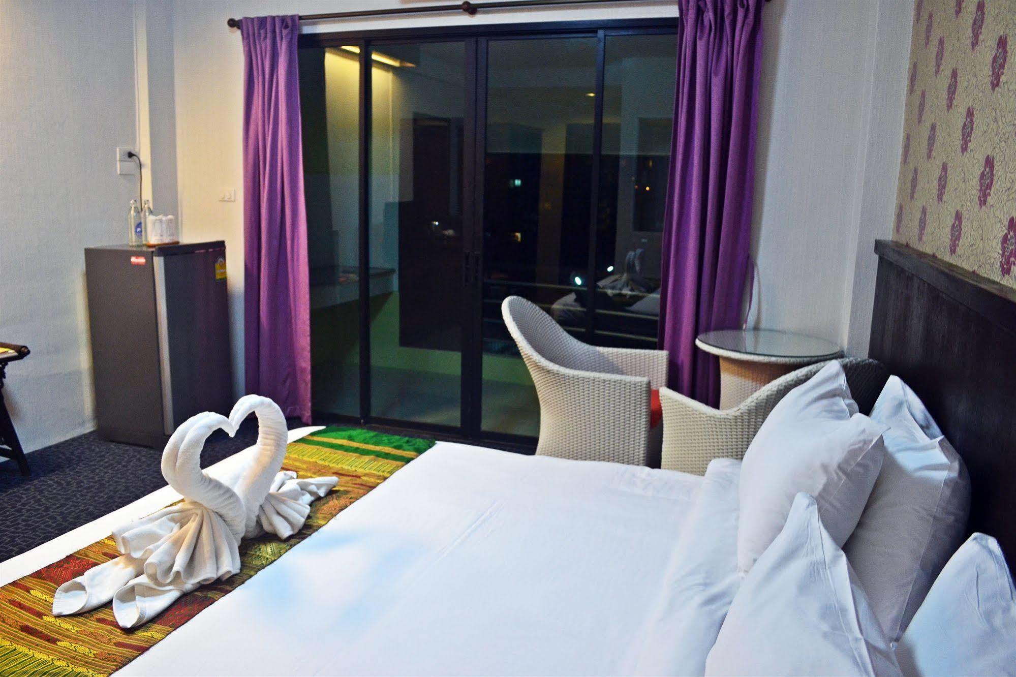 Siam Place Airport Hotel 3*
