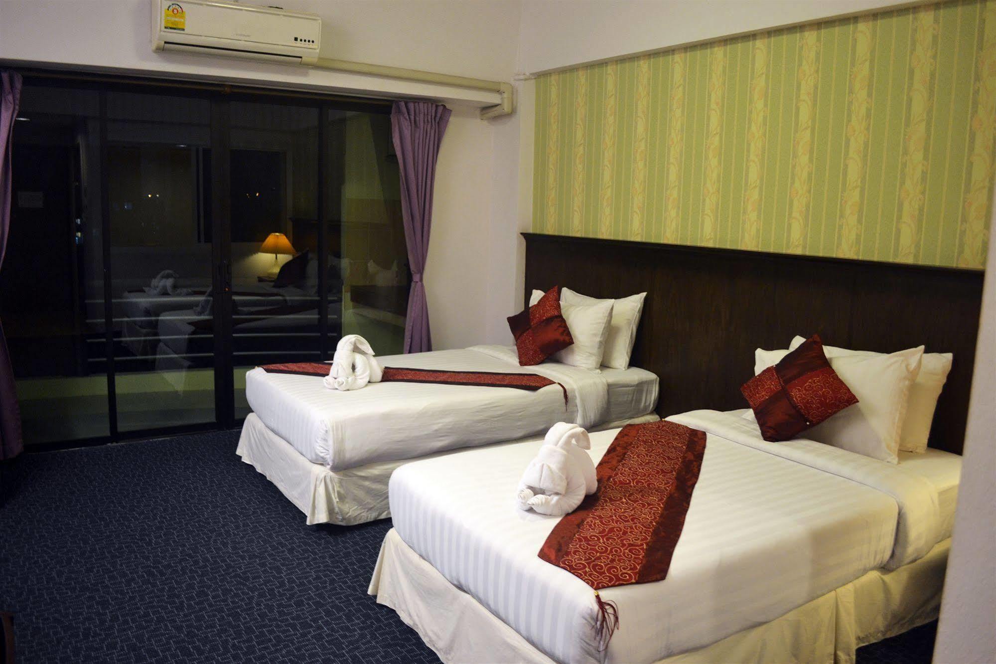 Siam Place Airport 3*