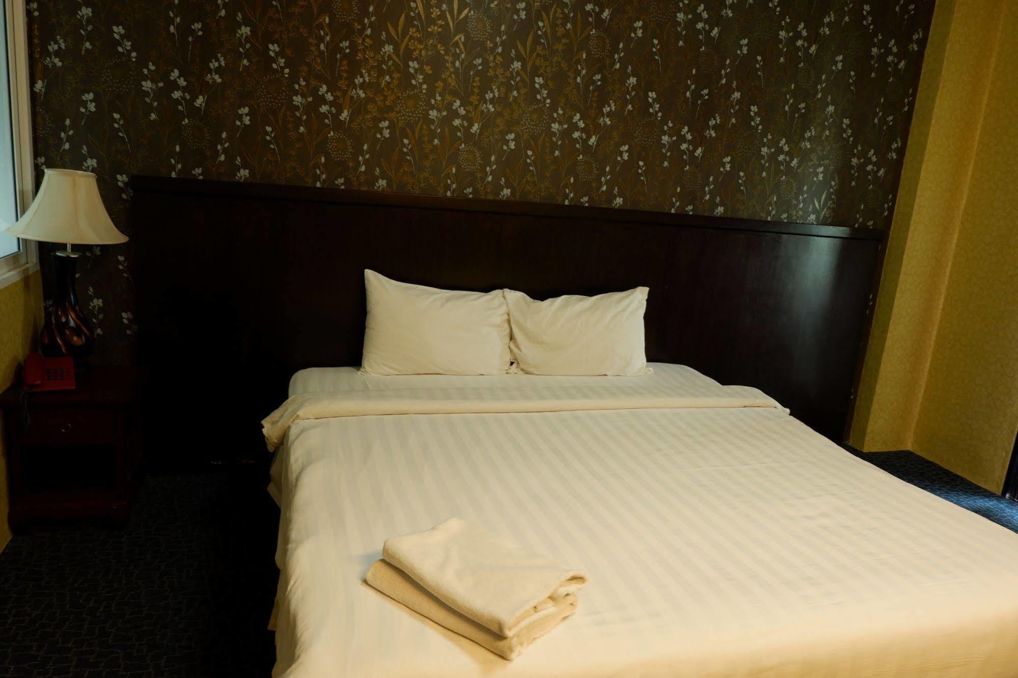 Siam Place Airport Hotel 3*