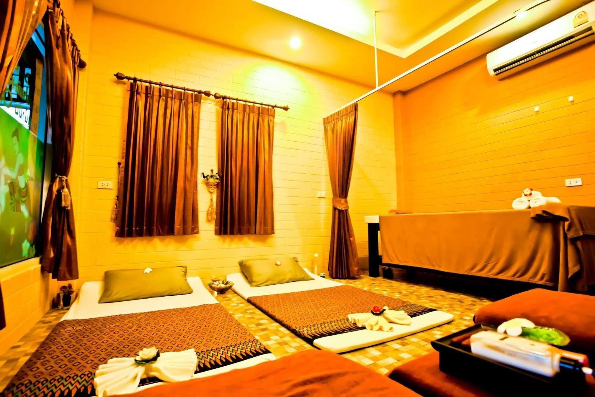 Hotel Benwadee Pattaya 3*
