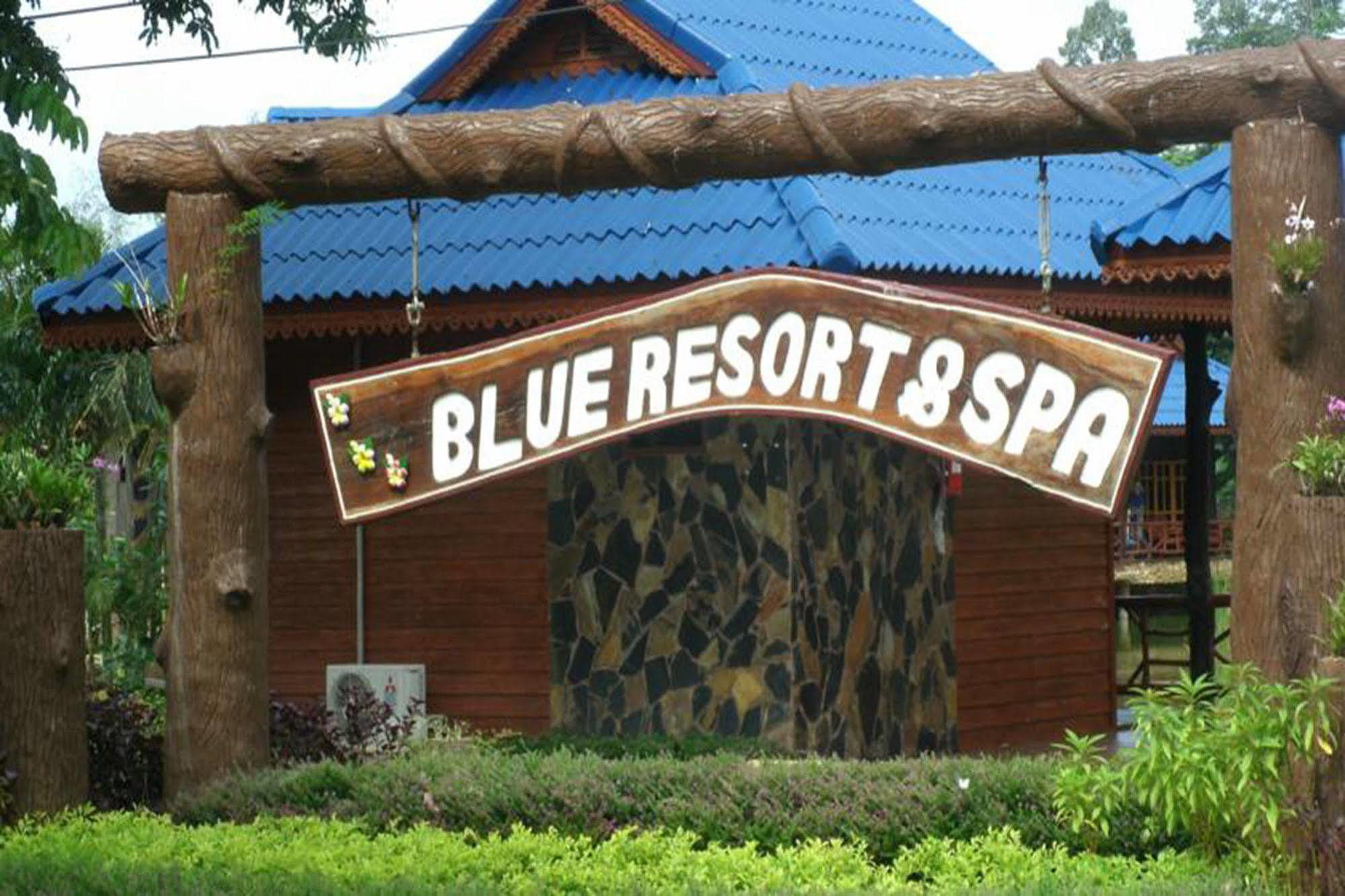 Oyo 75336 Blue & Hotel 2*