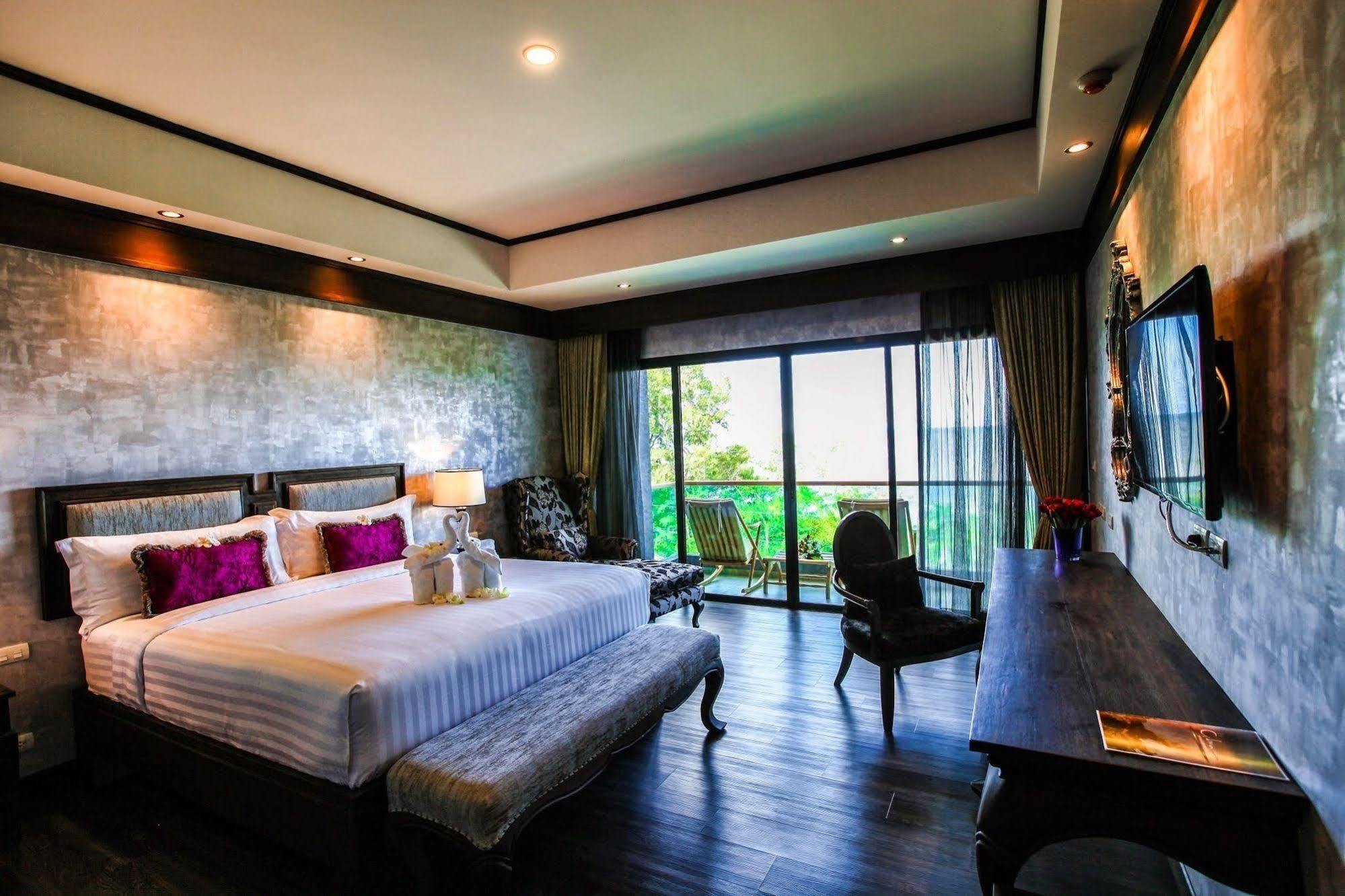 Hotel I Calm Resort Cha Am