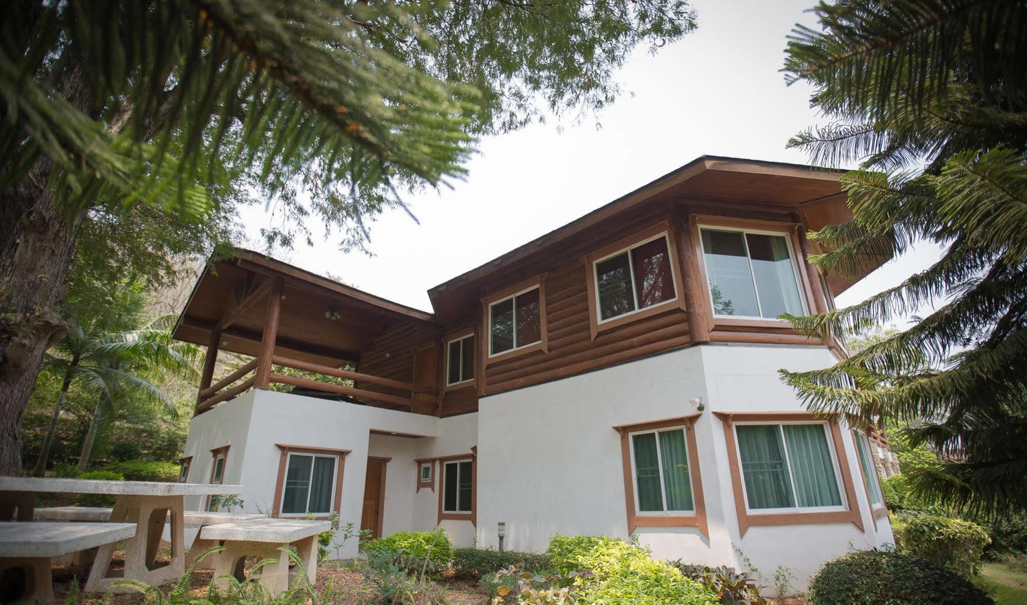 The Log Experience Khao Yai Holiday park
