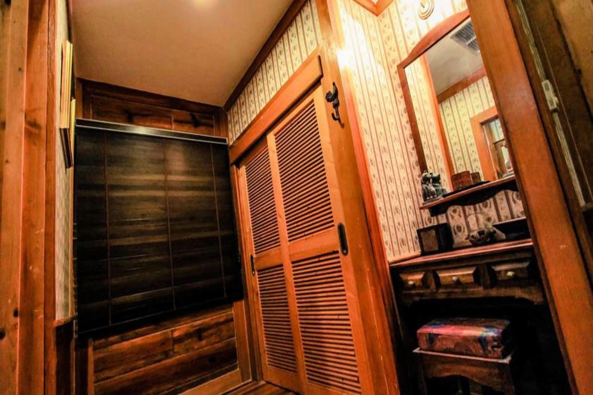 The Log Experience Khao Yai Holiday park