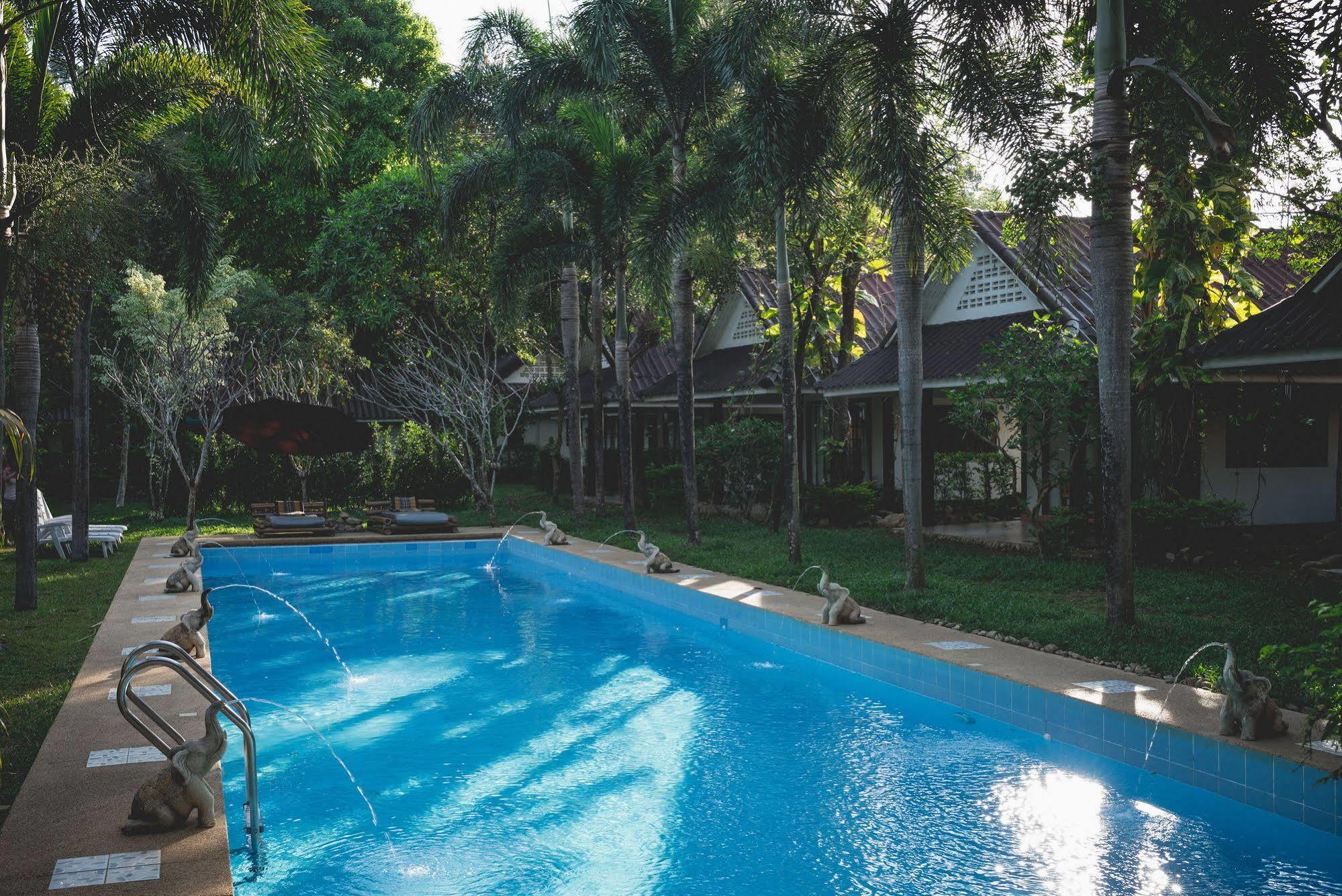 Hotel Capital O 834 Iyara & Koh Chang