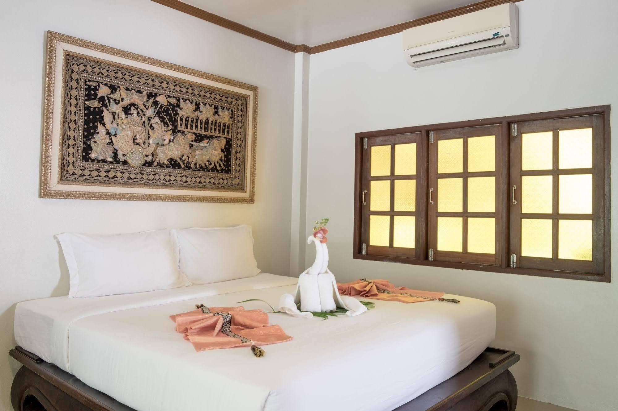 Capital O 834 Iyara & 3* Koh Chang