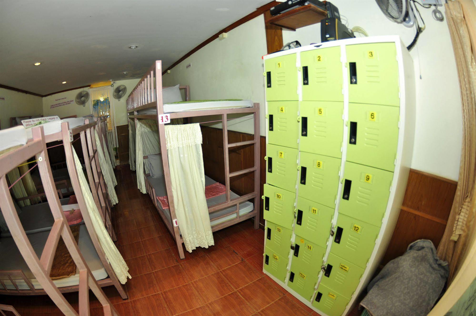Hotel Blue Diamond Dorm 2*