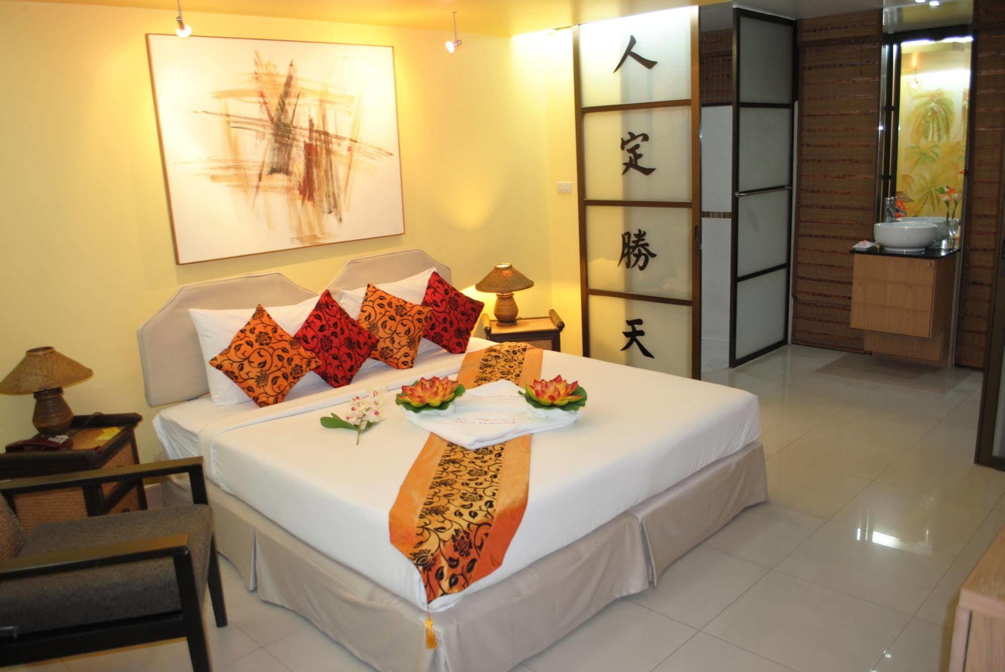Lodge Pasadena Pattaya