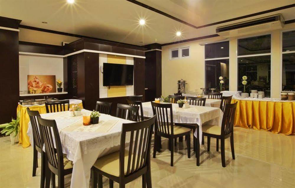 Excella Hotel 3*