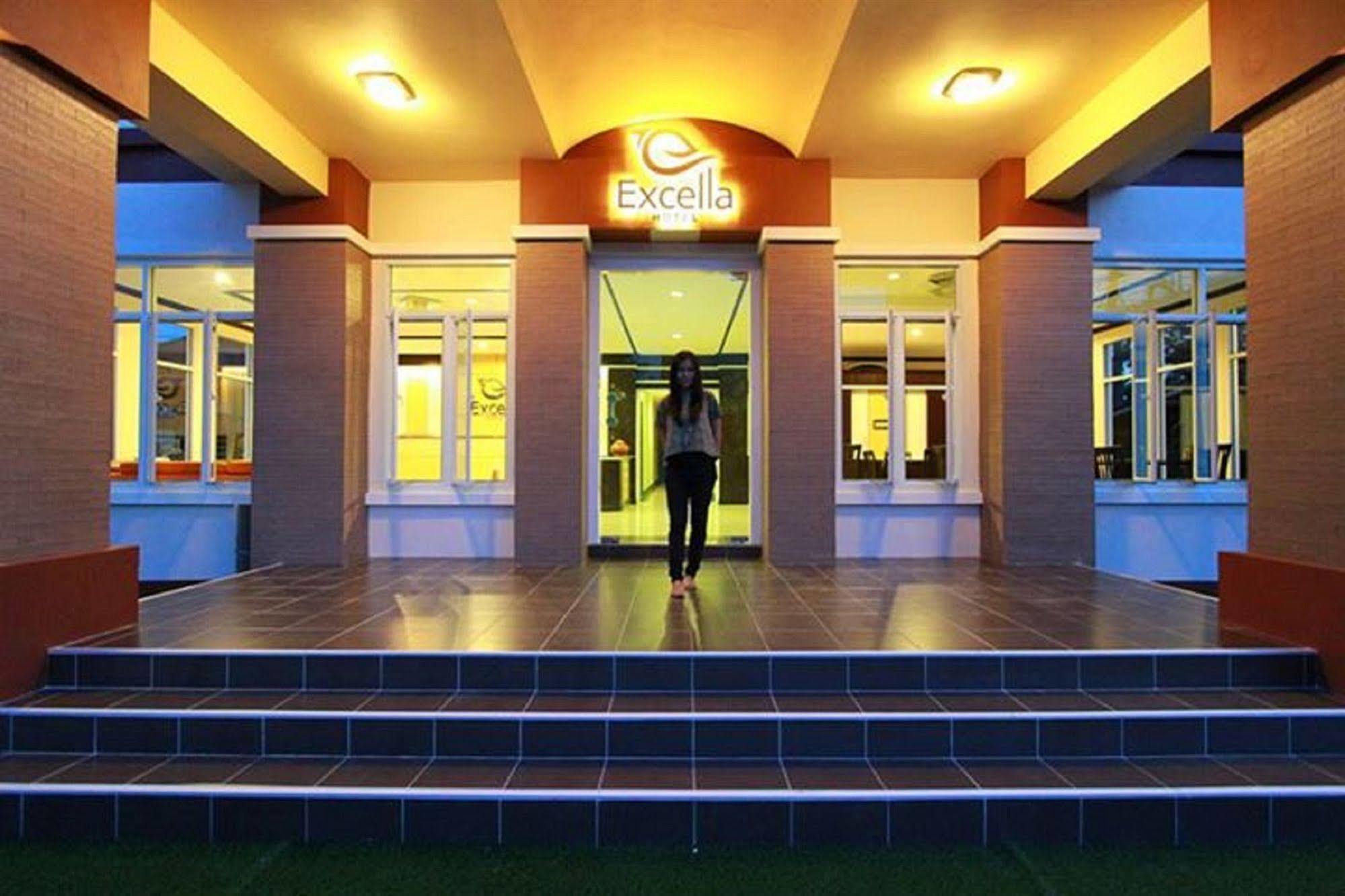 Excella Hotel Ubon Ratchathani