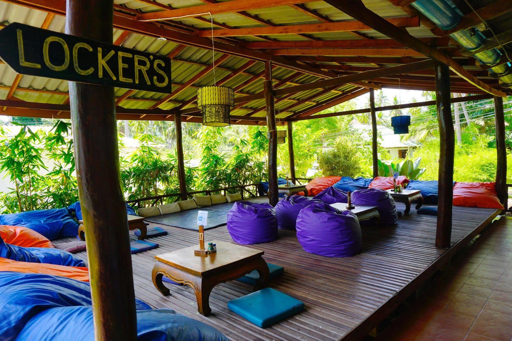 The Village Hotel 2*