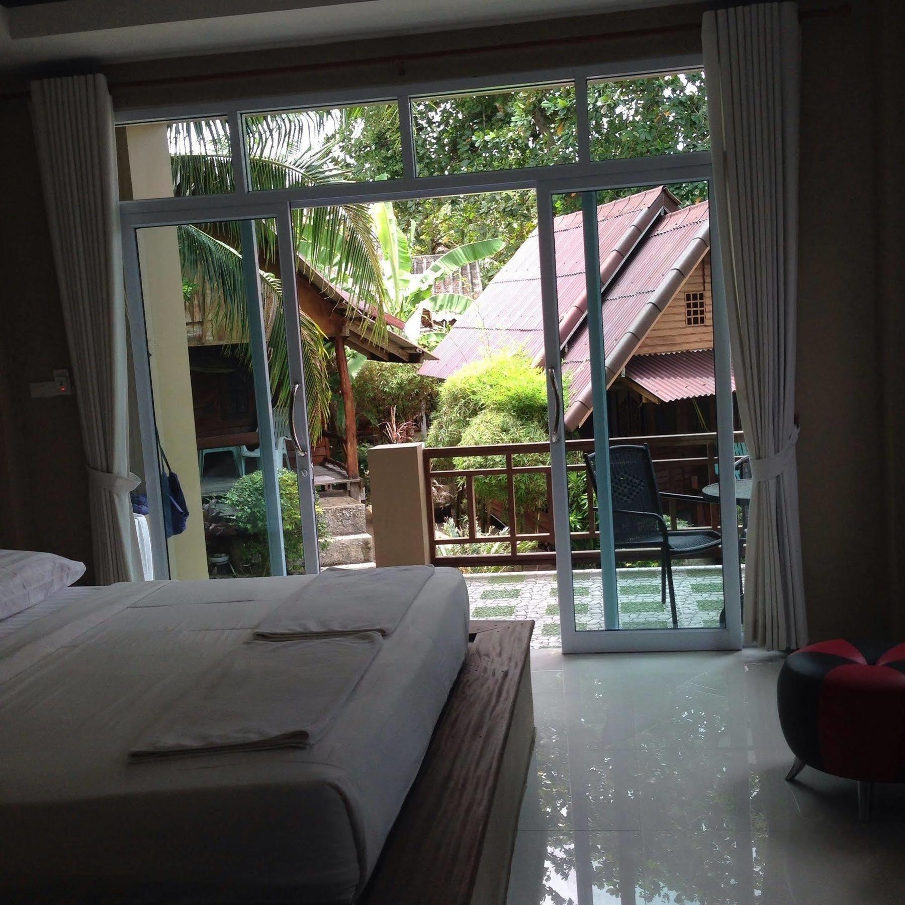 Hotel Hut Sun 3*