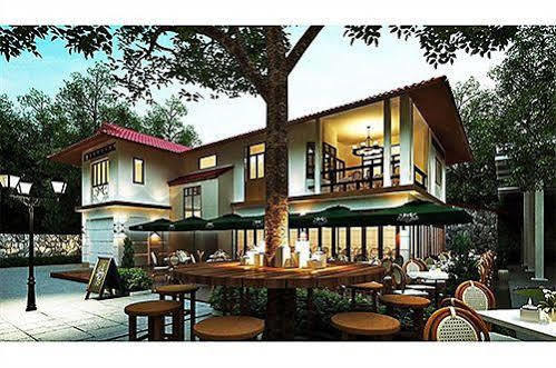 Hotel Majestic Creek Golf Club And Hua Hin
