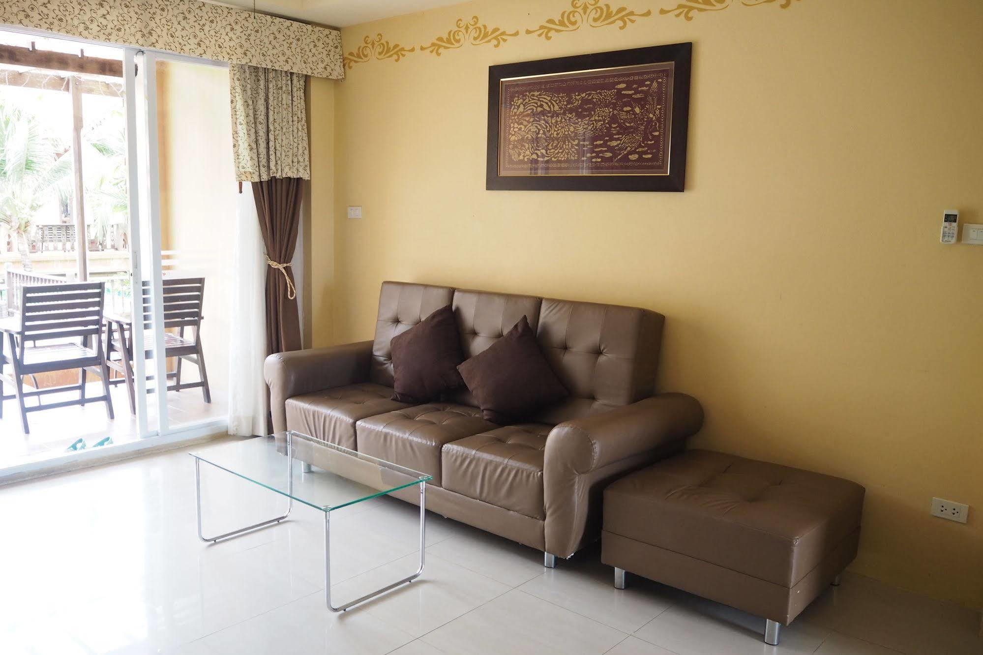 Thongbura Hotel Jomtien Beach