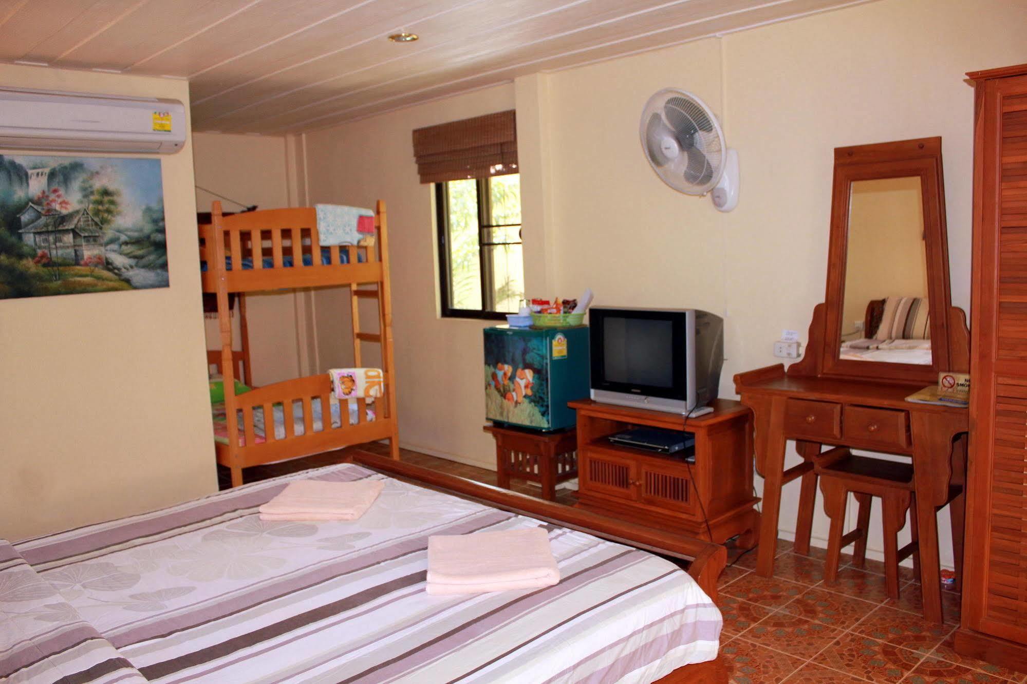Buffalo Bay Vacation Club Koh Phayam