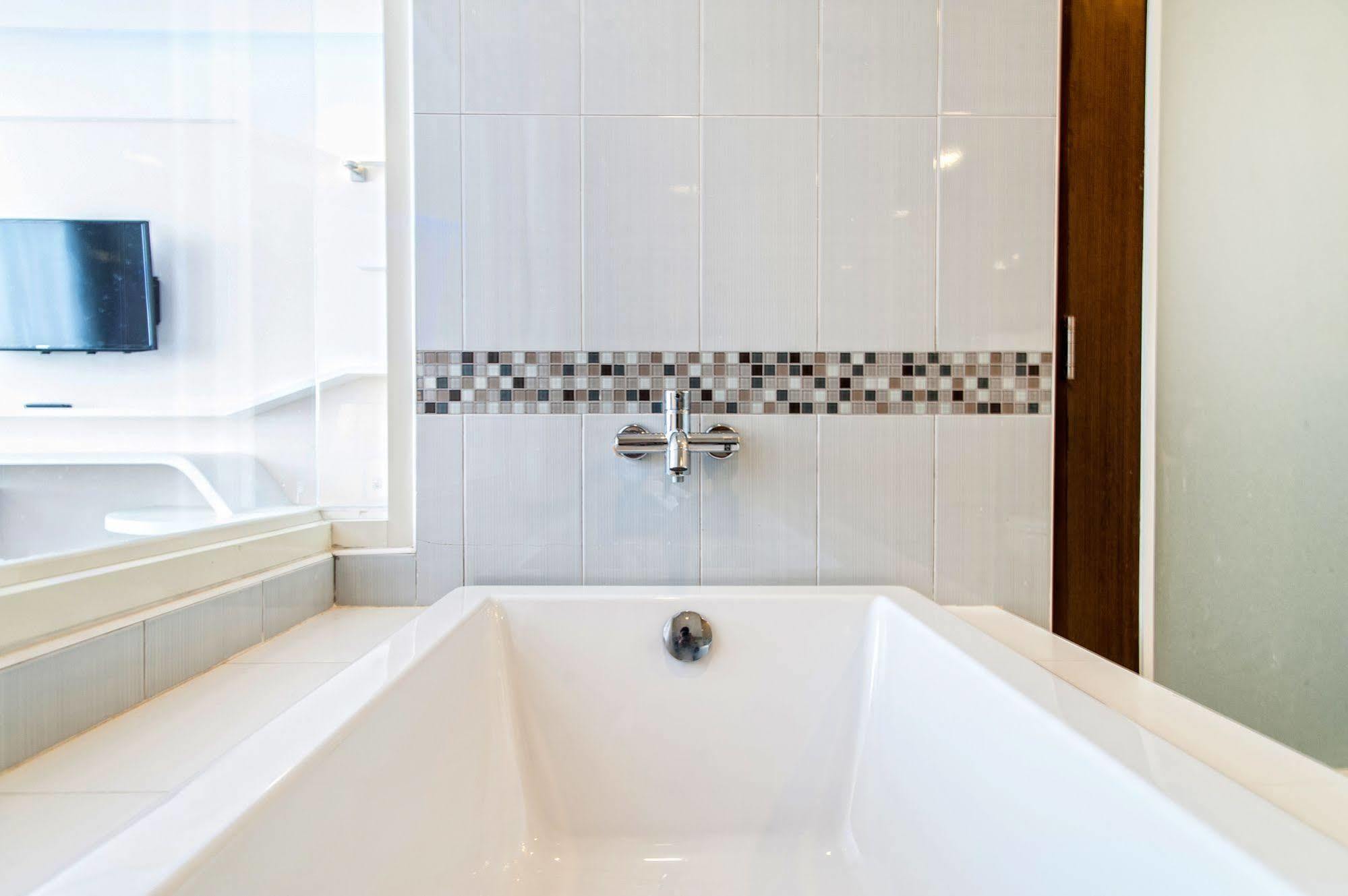 The Paradiso Jk Design Hotel Nakhon Sawan