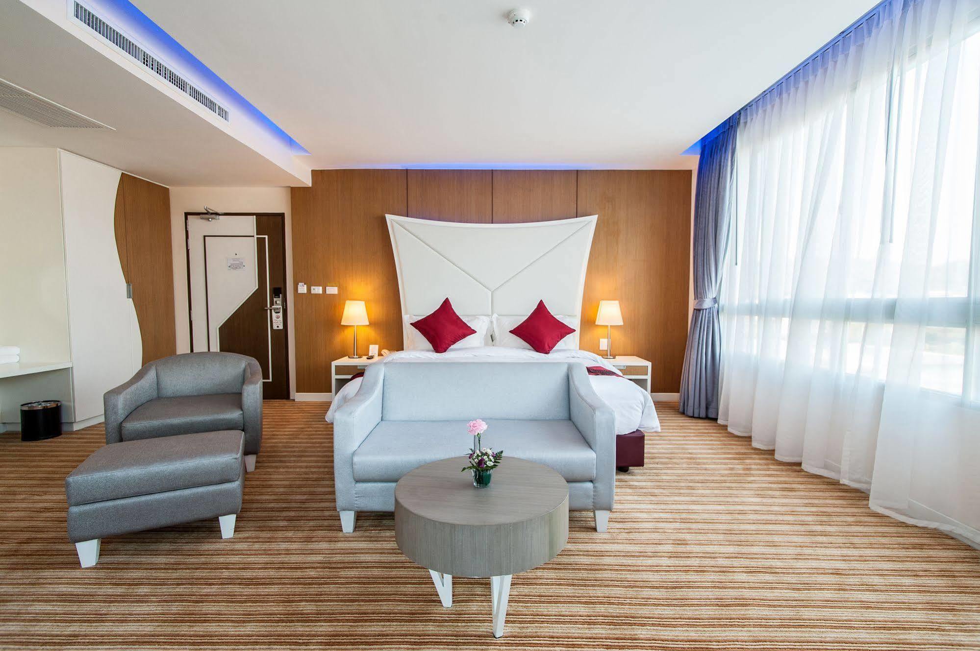 Hotel The Paradiso Jk Design 4*