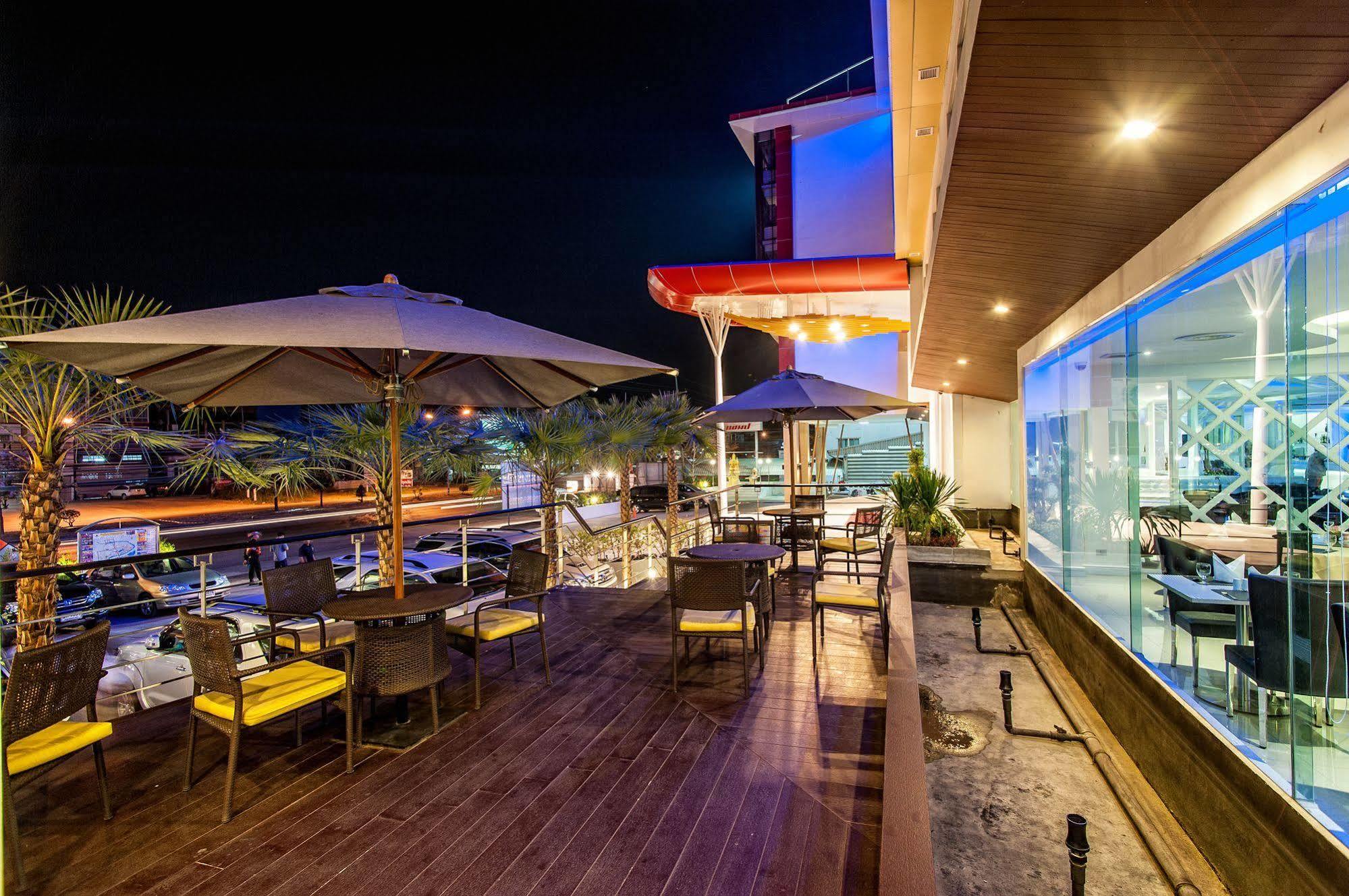 Hotel The Paradiso Jk Design Nakhon Sawan