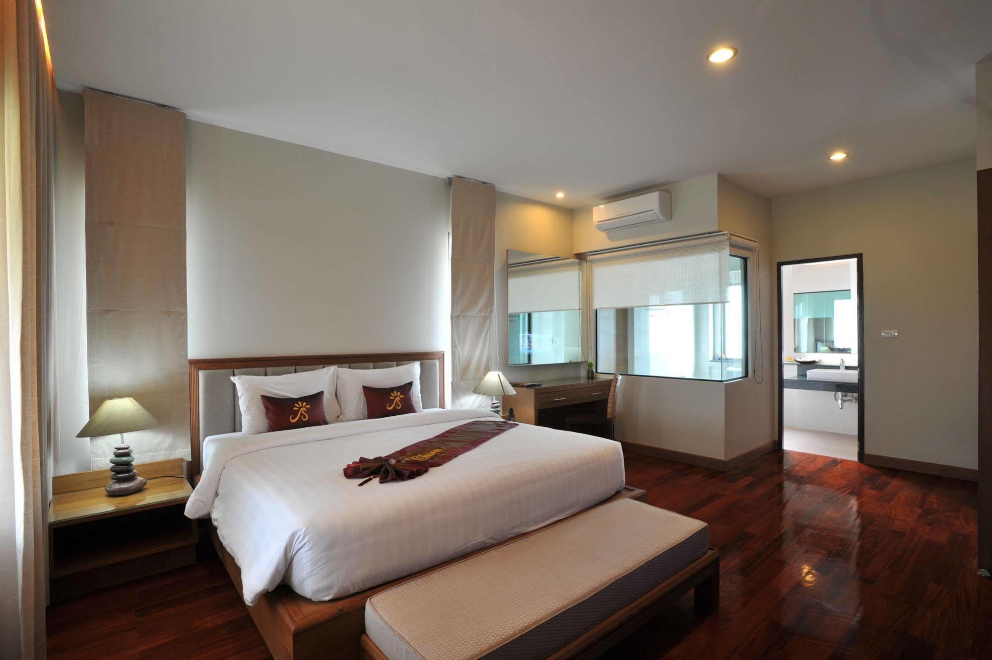 The Charm Boutique Hotel 3*