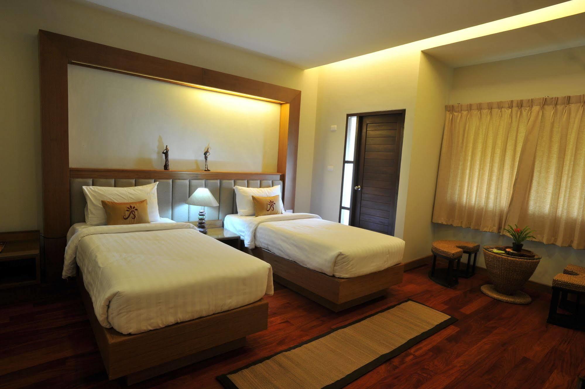 Hotel The Charm Boutique 3*